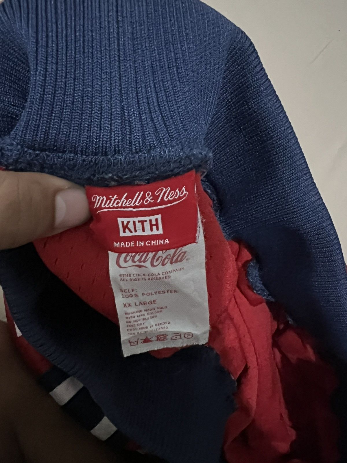 Coca Cola × Kith KITH x Coca cola x Mitchell & Ness red Size US 34 / EU 50 - 9 Thumbnail