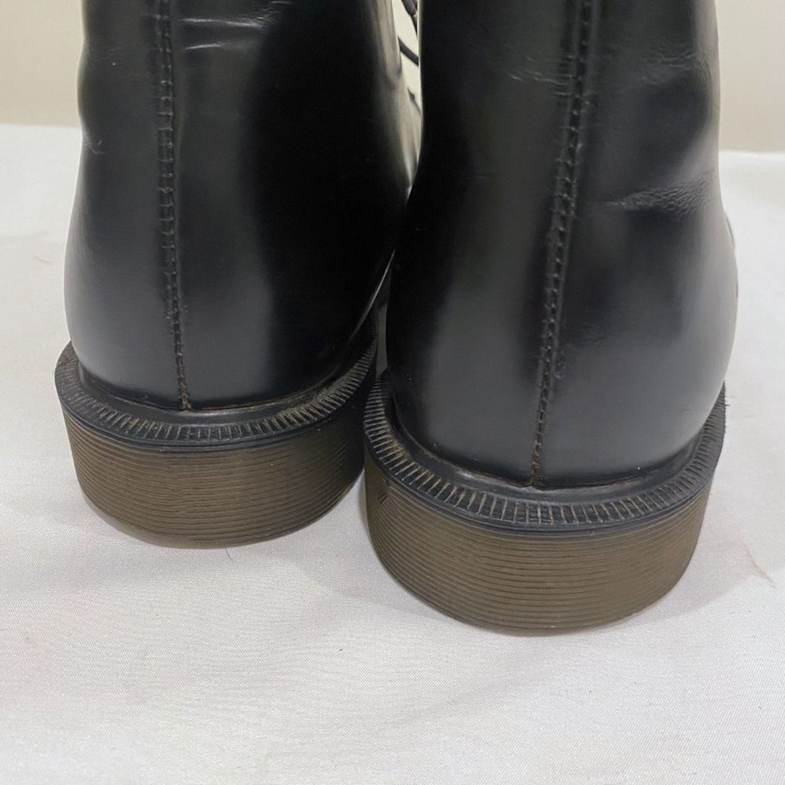Dr. Martens Vintage Dr. Martens Chukka Boots Black Leather England Sz 7 Size US 7 / EU 40 - 6 Thumbnail