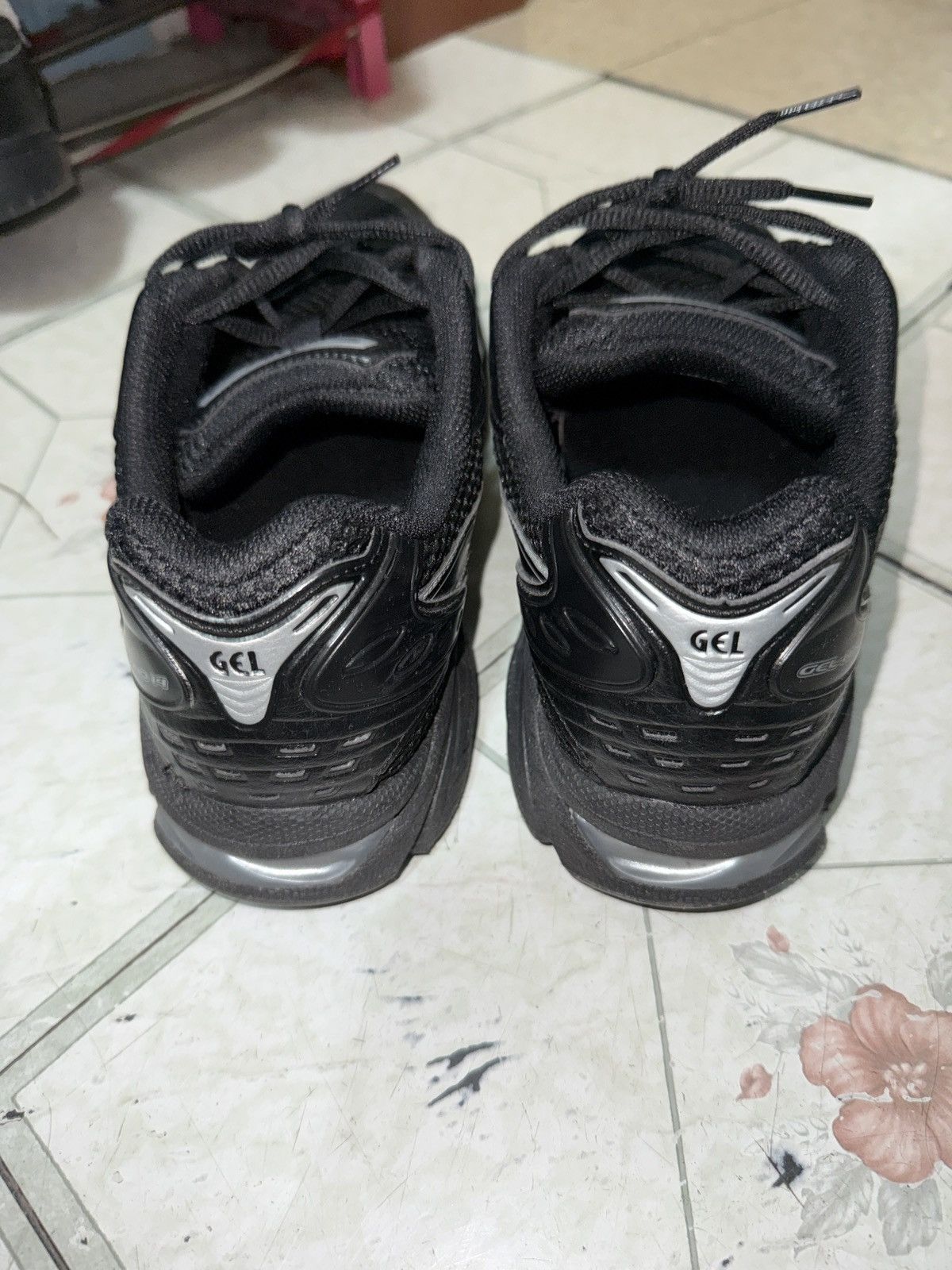 Asics Asics Gel Kayano 14 Size US 9.5 / EU 42-43 - 4 Thumbnail