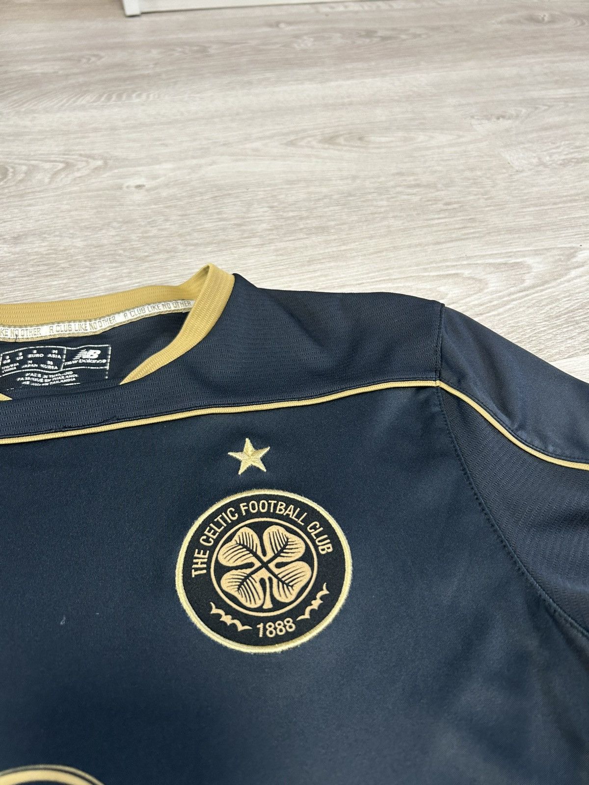New Balance Celtic football shirt 2017 Jersey New Balance Mens Size S Size US S / EU 44-46 / 1 - 3 Thumbnail