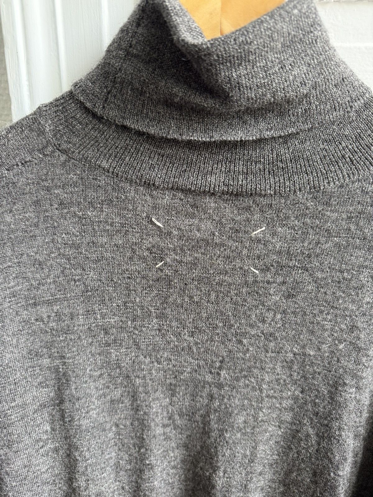 Maison Margiela Maison Margiela AW10 Turtleneck Size US L / EU 52-54 / 3 - 3 Thumbnail