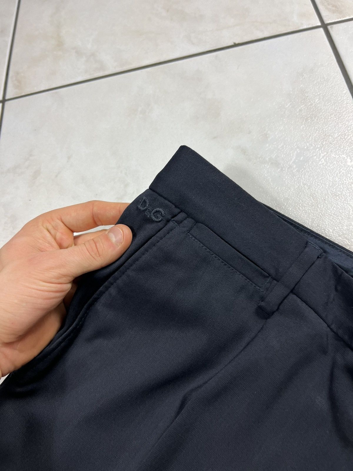 Dolce & Gabbana Dolce&Gabbana classic wool dark navy creased old money pants Size US 32 / EU 48 - 11 Thumbnail