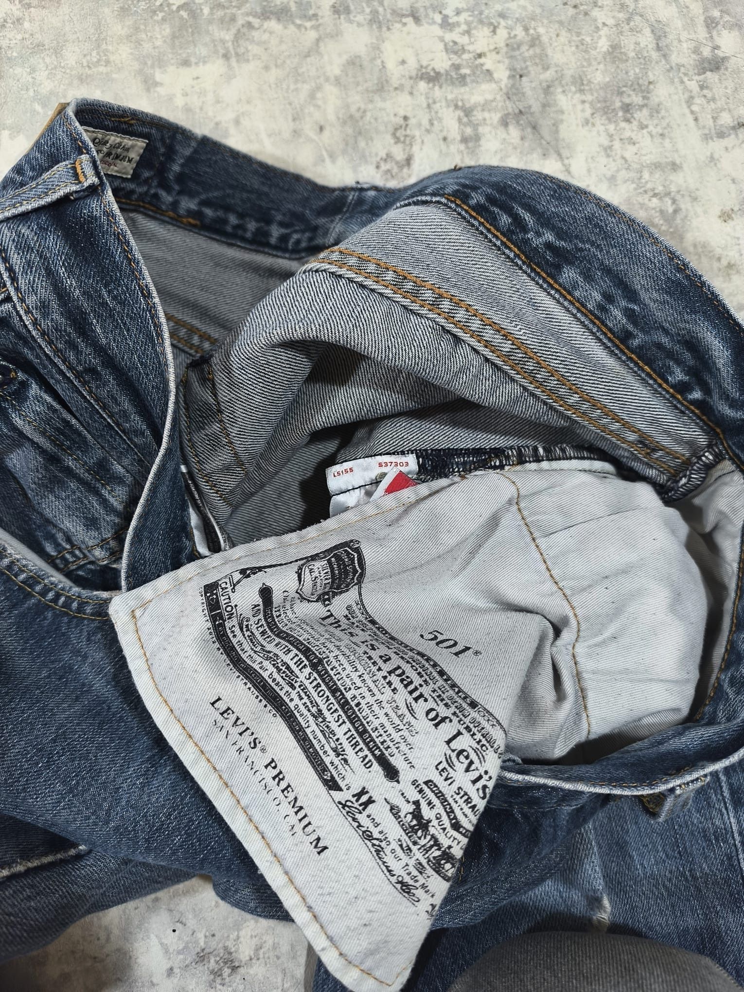 Levi's Vintage Distressed levis 501 36x36 Size US 33 - 9 Thumbnail