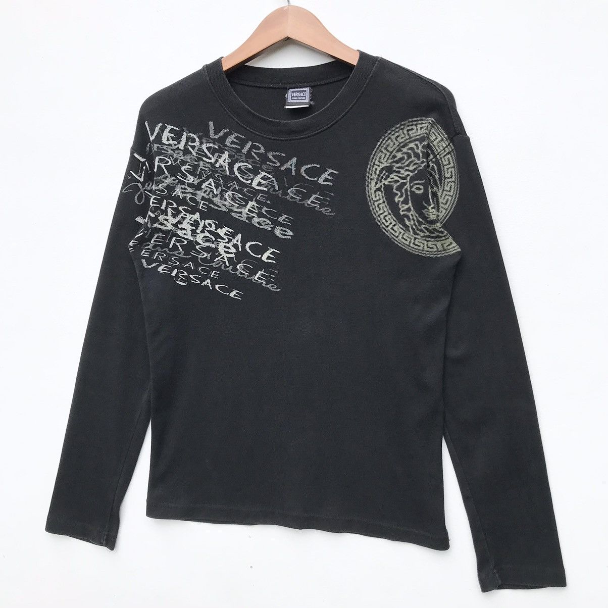 Versace Vintage 90s Versace Jeans Couture Shirt Versace Sunfaded Size US S / EU 44-46 / 1 - 3 Thumbnail