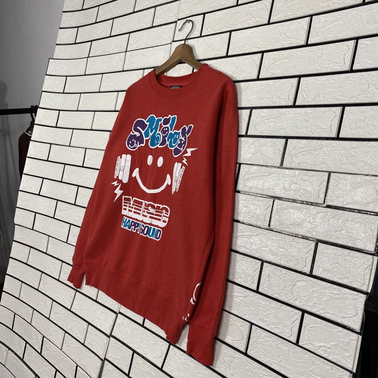 Japanese Brand 📌Vintage Sweatshirt Smiley Face Big Logo Over Print Size US L / EU 52-54 / 3 - 3 Thumbnail