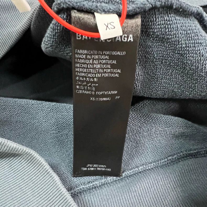 Balenciaga Balenciaga Embroidered Logo hooded sweater Size US XS / EU 42 / 0 - 7 Thumbnail