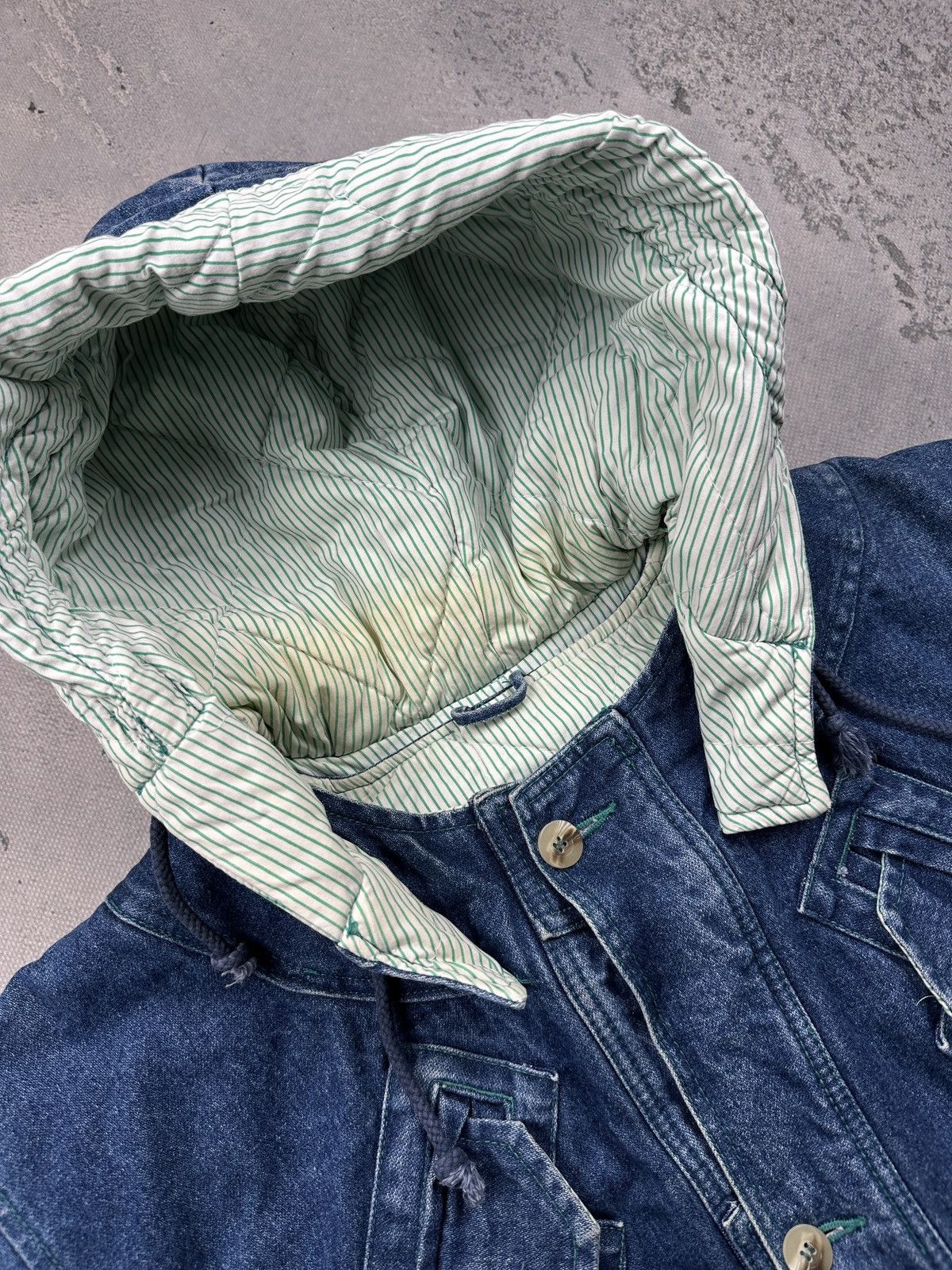 Wrangler Vintage Wrangler Denim Hooded Jacket Quilted Lined Workwear Size US XL / EU 56 / 4 - 13 Thumbnail