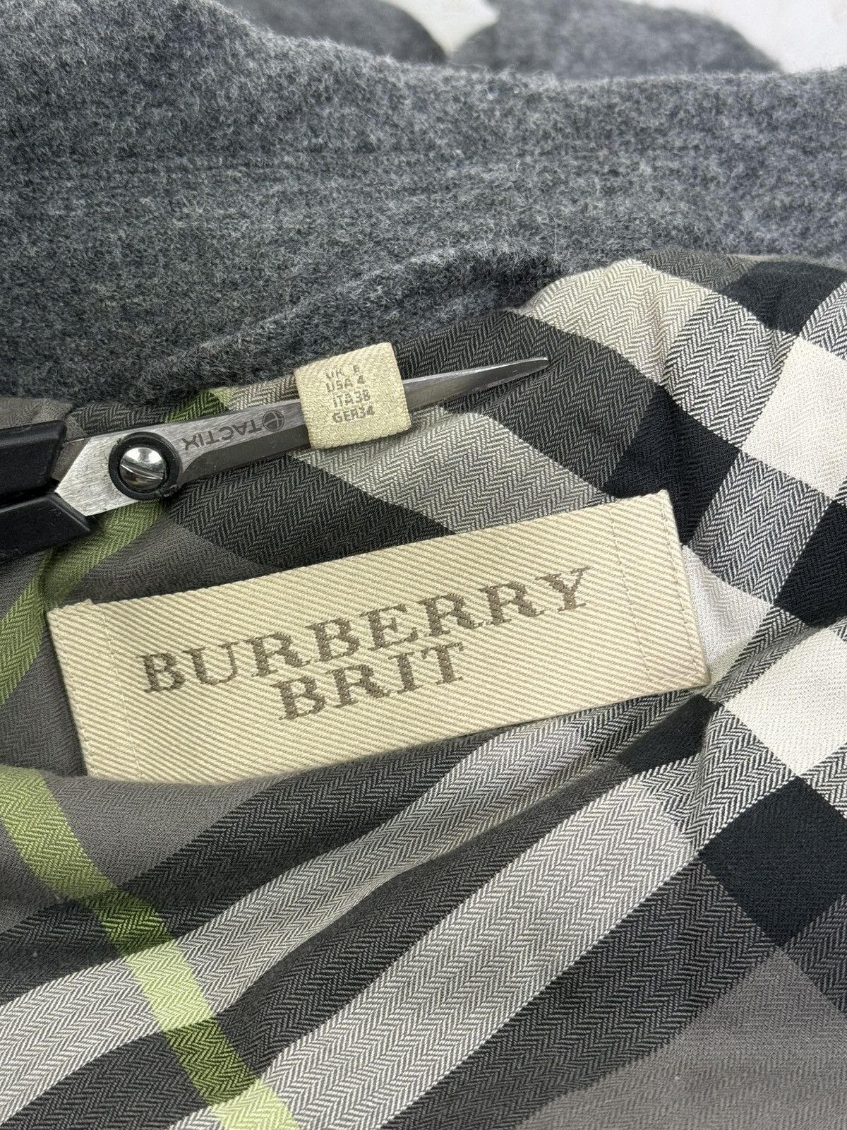 Burberry Burberry Brit Wool Pea Coat Grey Nova Check Lining IT40 US4 Size XS / US 0-2 / IT 36-38 - 7 Thumbnail