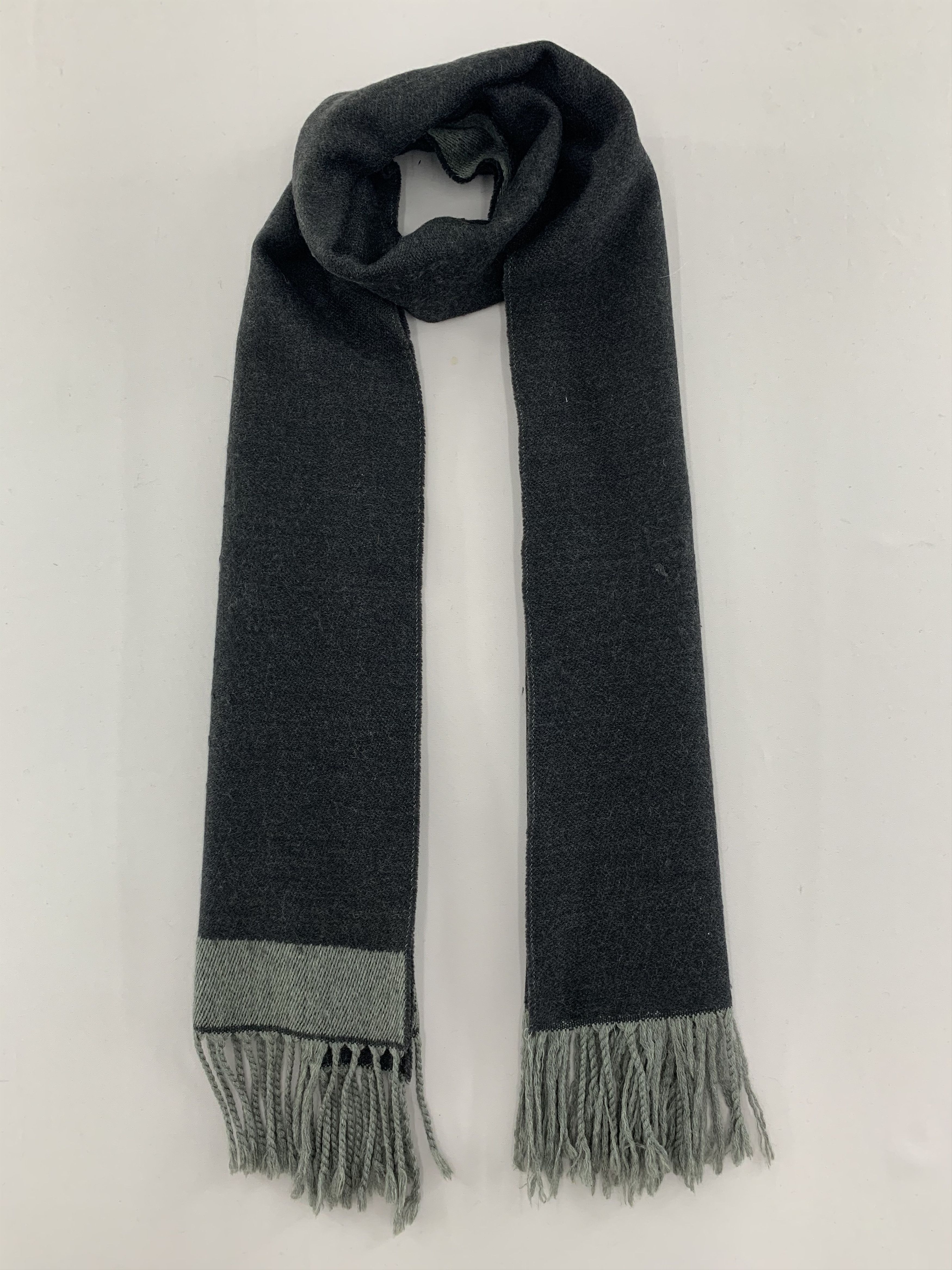 Fendi Fendi Scarf Wool Muffler Neck Wrap BL5081 Size ONE SIZE - 1 Thumbnail