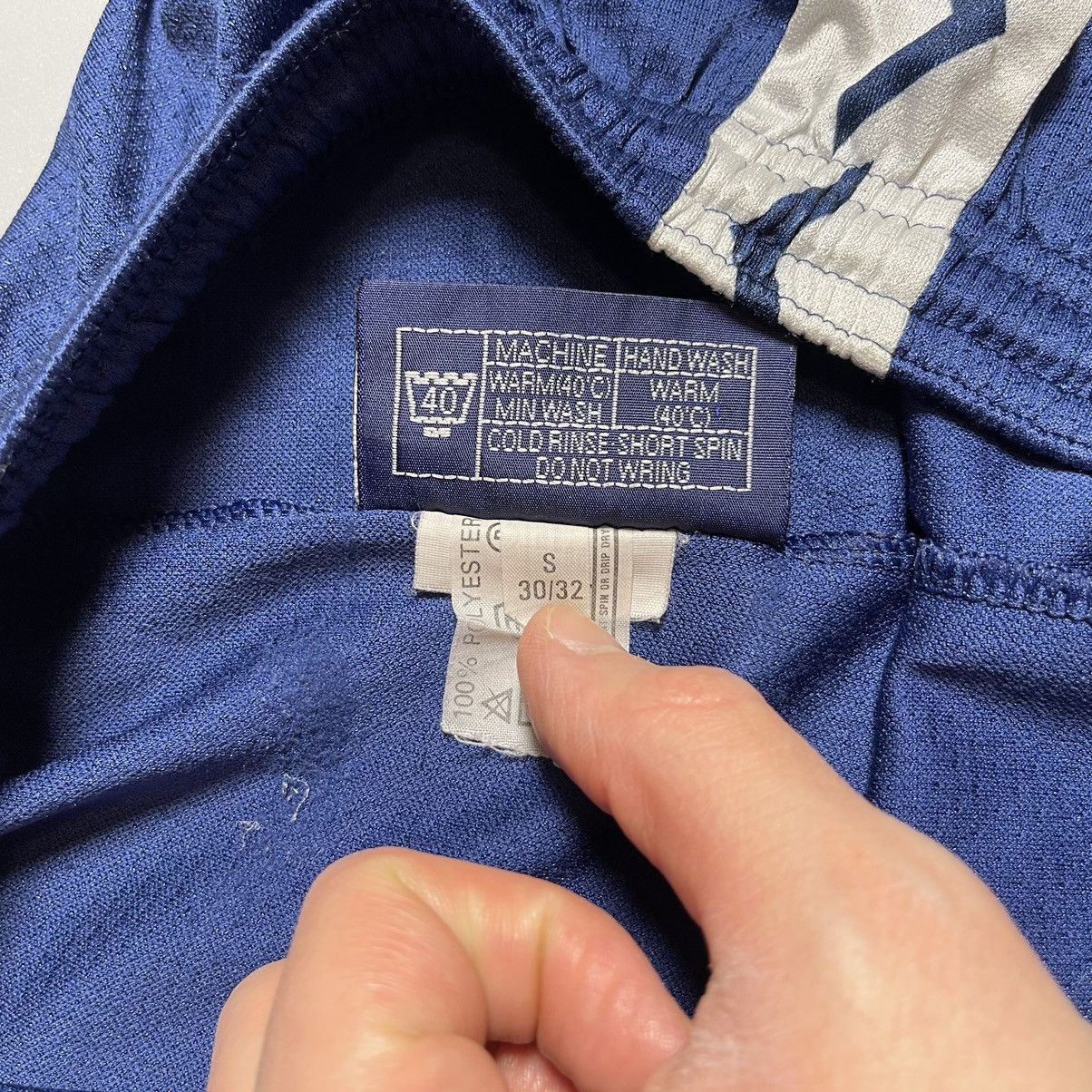 PONY × Vintage TOTTENHAM HOTSPURS PONY 1995/1997 FOOTBALL HOME SHORTS Size US 31 - 6 Thumbnail