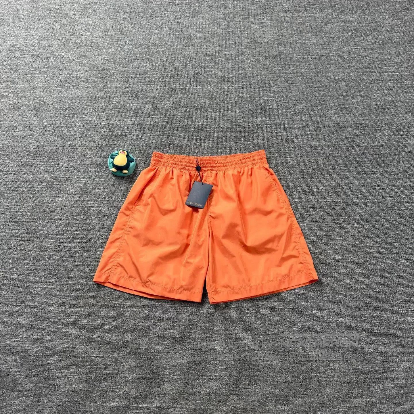 Louis Vuitton LV Orange Pattern Beach Shorts XL. Size US 28 / EU 44 - 1 Thumbnail