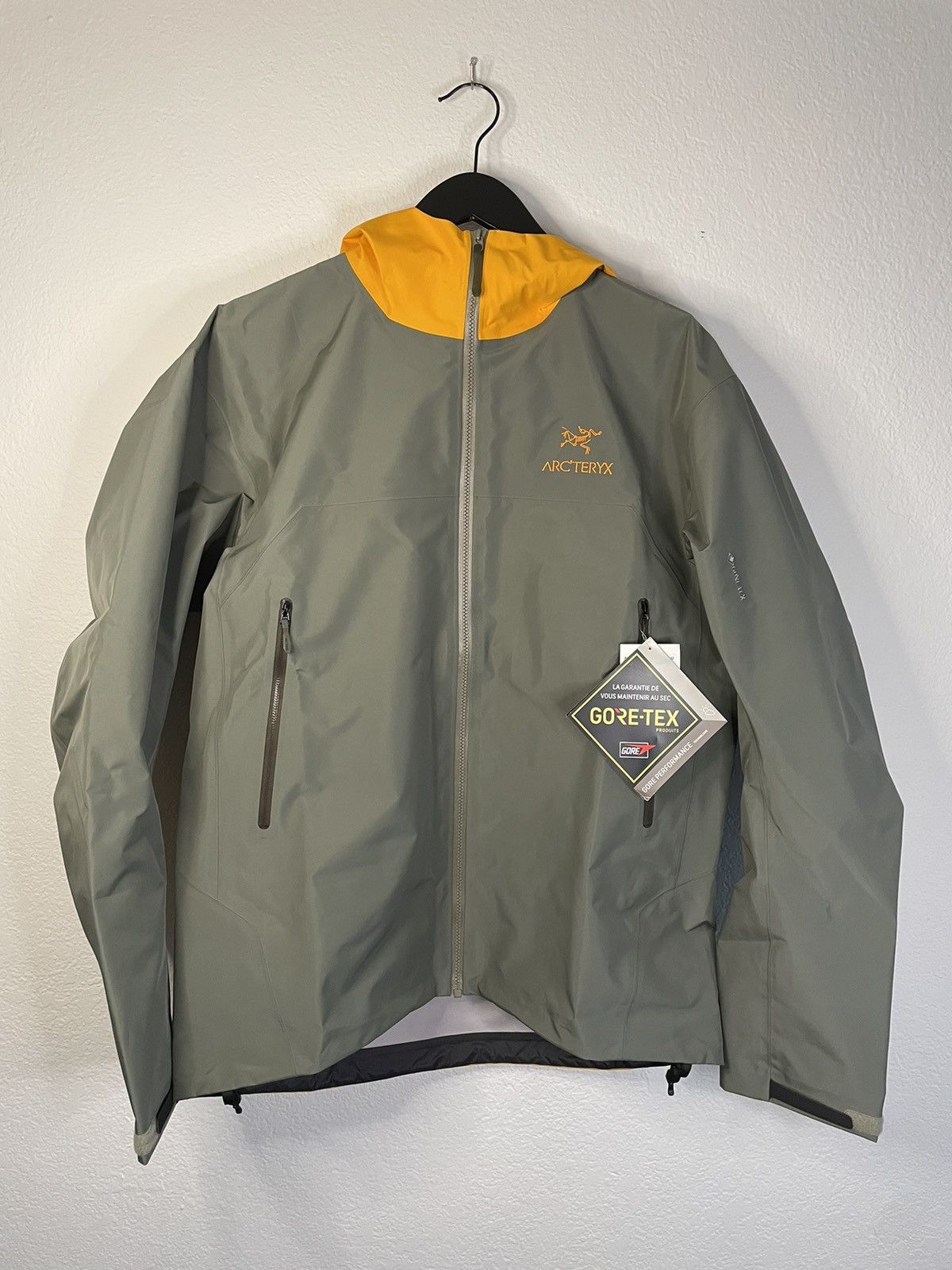 Arc'teryx Arc’teryx Beta Recut Goretex Shell | Grailed