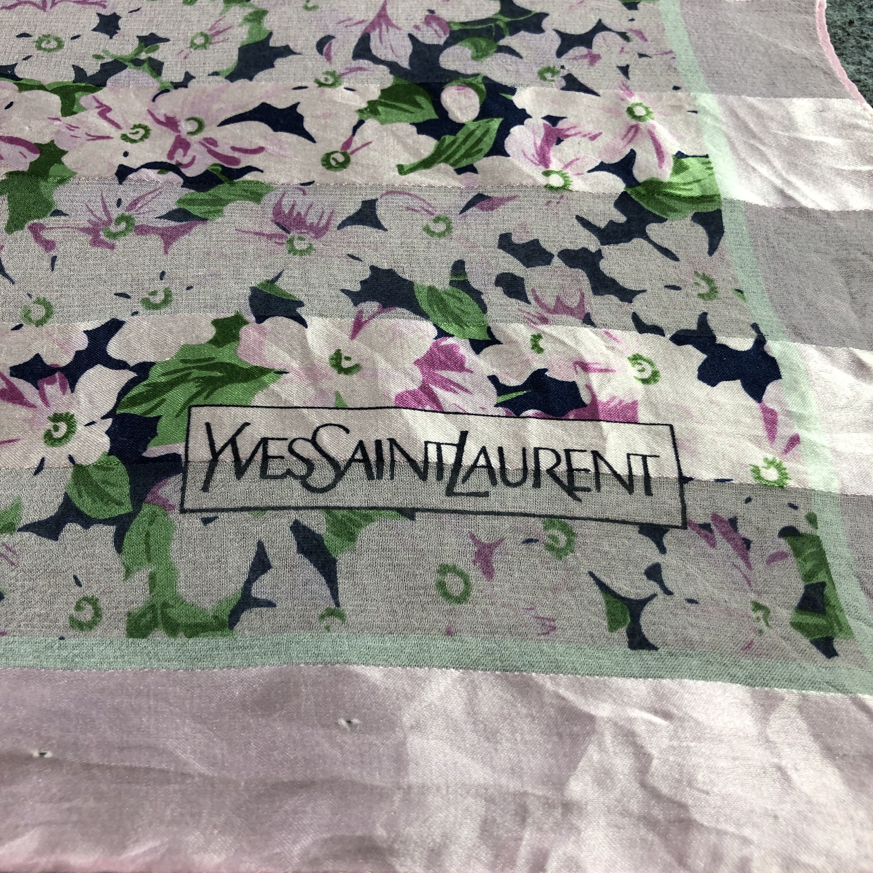 Yves Saint Laurent Yves Saint Laurent Floral Silk Scarf M1266 Size ONE SIZE - 4 Thumbnail