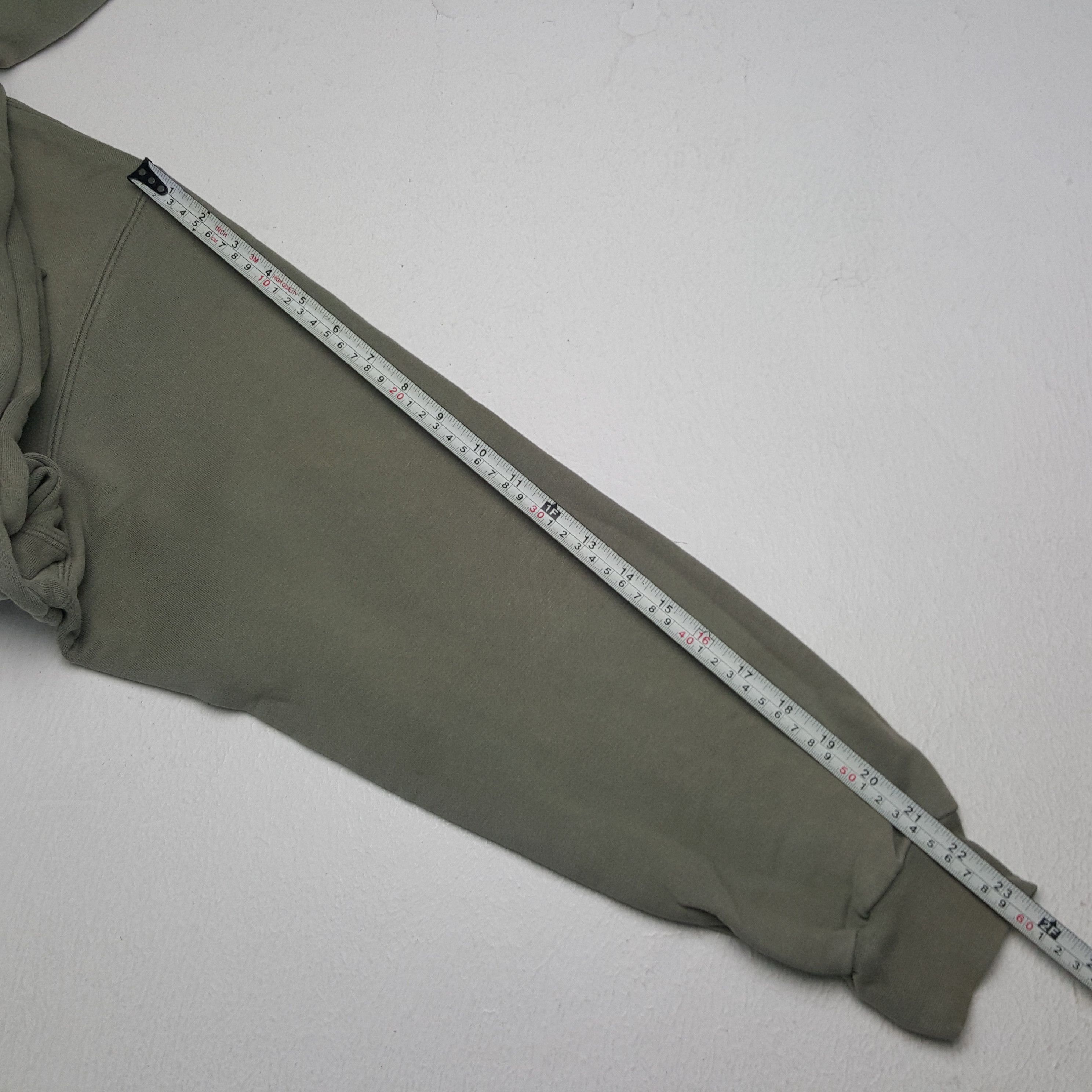 Nike × Vintage Vintage Nike Small Embroidery Swoosh Sweatshirt Hoodies Size US L / EU 52-54 / 3 - 6 Thumbnail