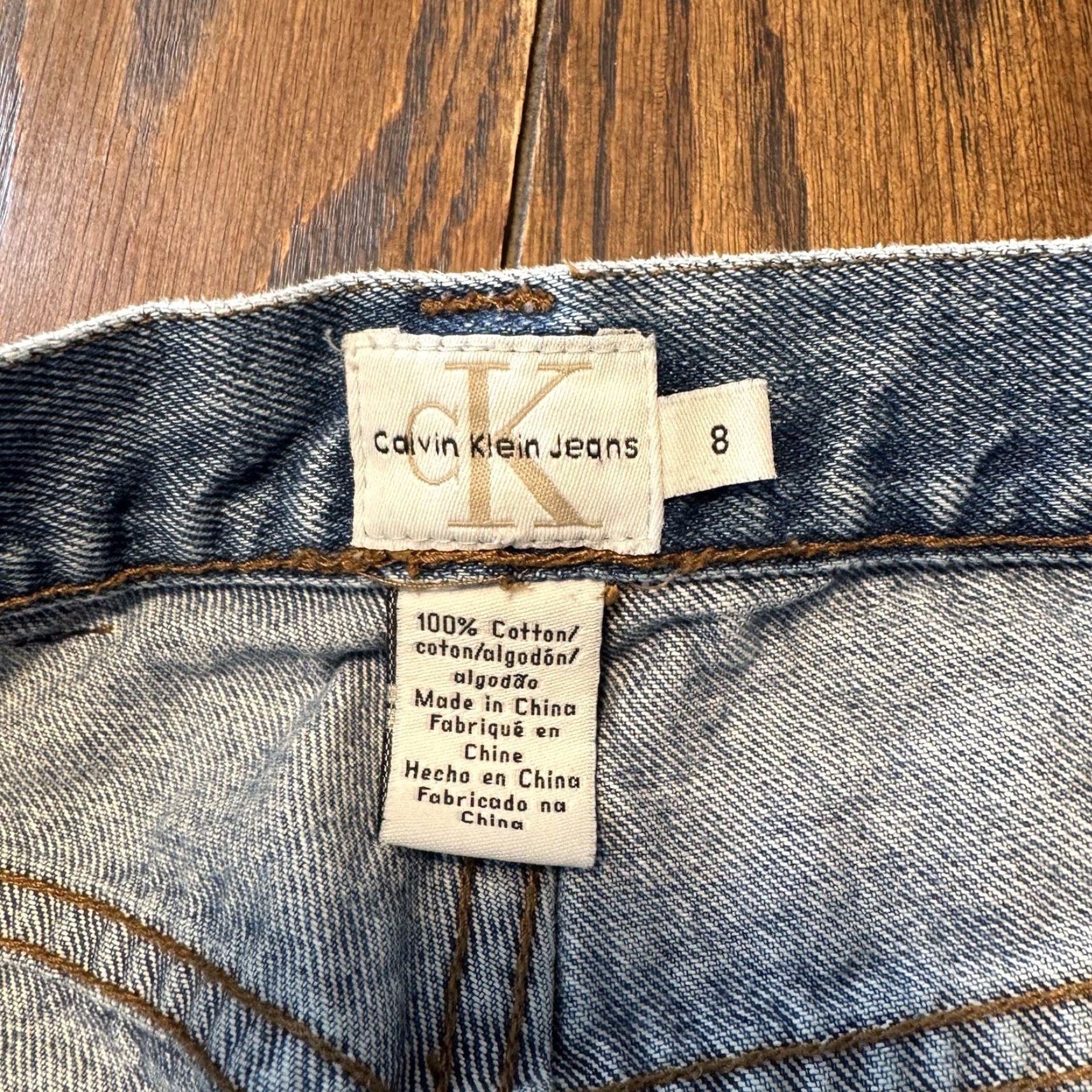 Calvin Klein VINTAGE Calvin Klein Jeans Womens Cotton Straight Leg Jeans Mom Size 8 Suede Bottoms Blue 90s Denim Classic USA 30x25 Womens Jeans Size 30" / US 8 / IT 44 - 7 Thumbnail