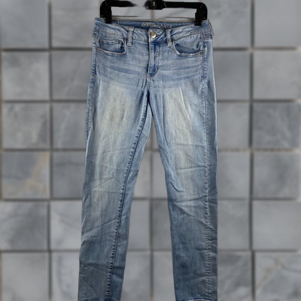 American Eagle Outfitters American Eagle Outfitters Jeans Womens 8 Skinny Distressed Embroidered Blue Denim Stretch 5-Pocket Modern Regular Size 30" / US 8 / IT 44 - 1 Thumbnail