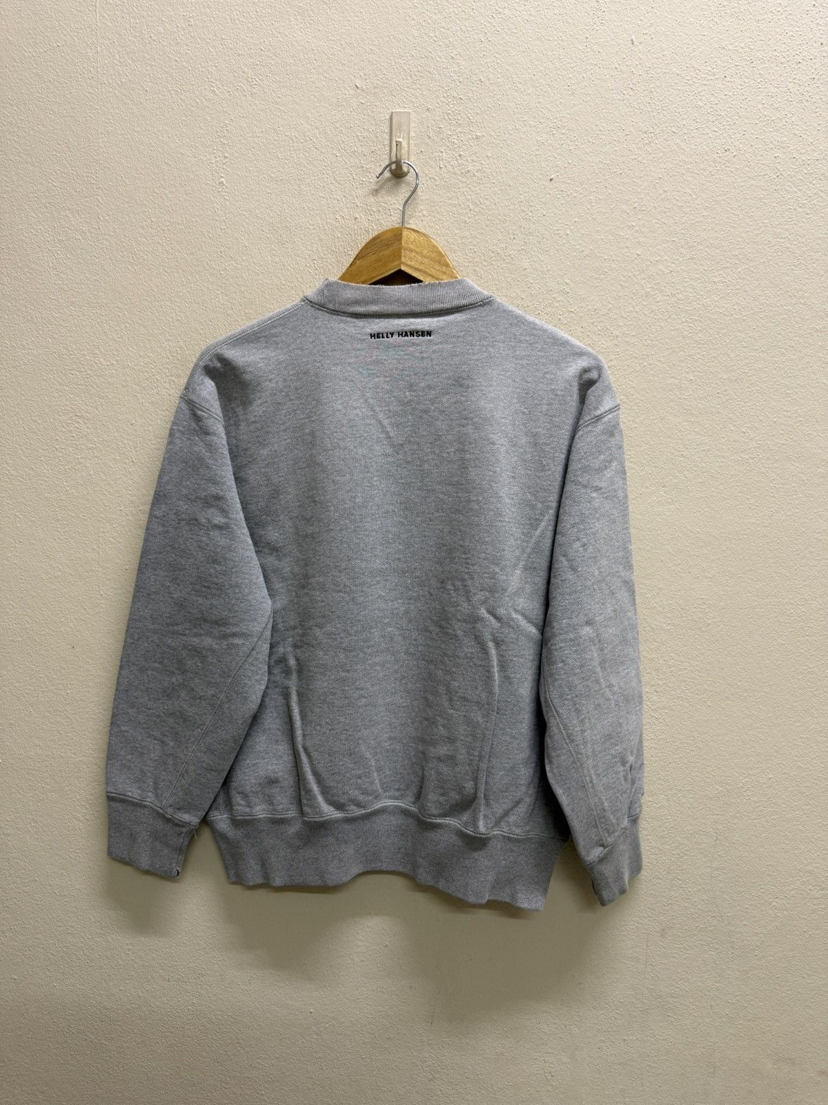 Helly Hansen Vintage Helly Hansen Small Logo Crewneck Sweatshirt Size US M / EU 48-50 / 2 - 18 Thumbnail