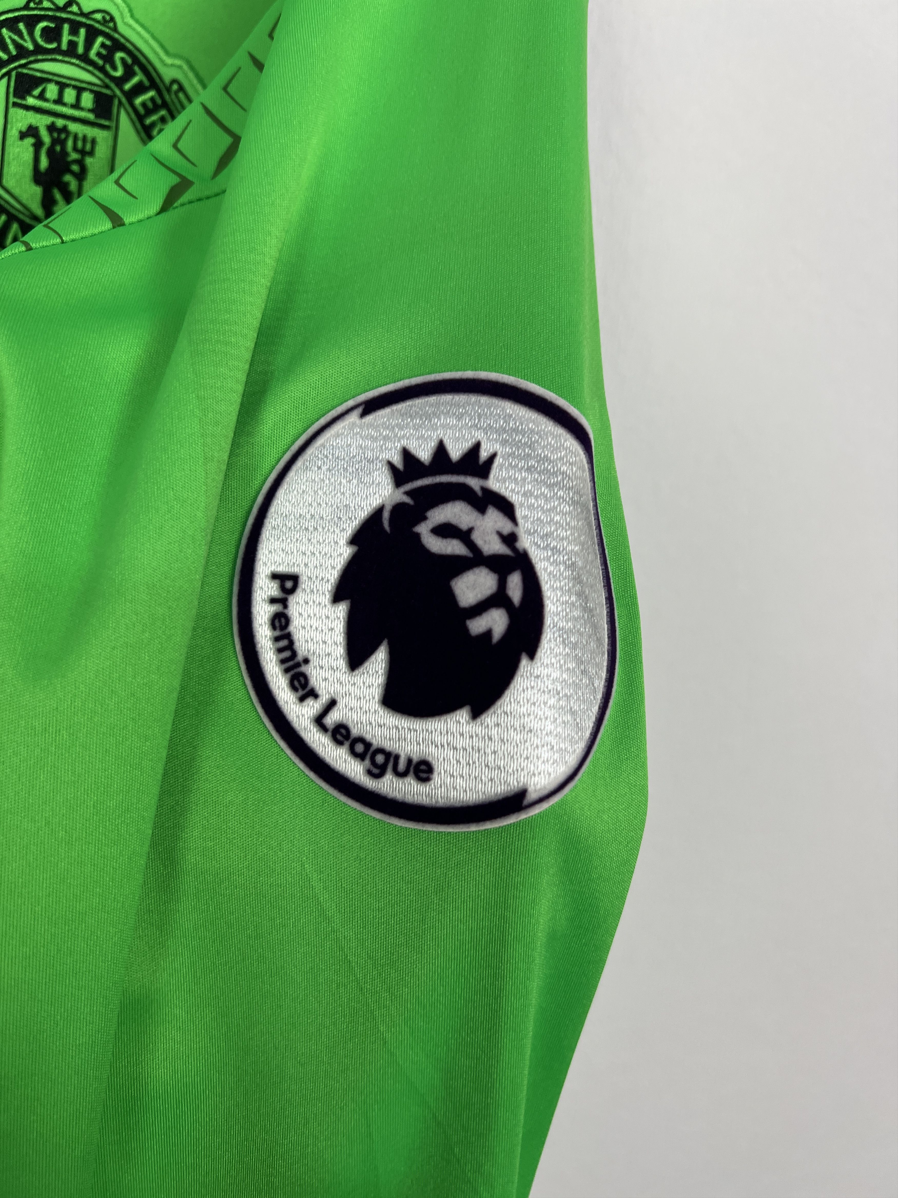 Adidas Manchester United Goalkeeper football De Gea Shirt Tee Size US L / EU 52-54 / 3 - 7 Thumbnail