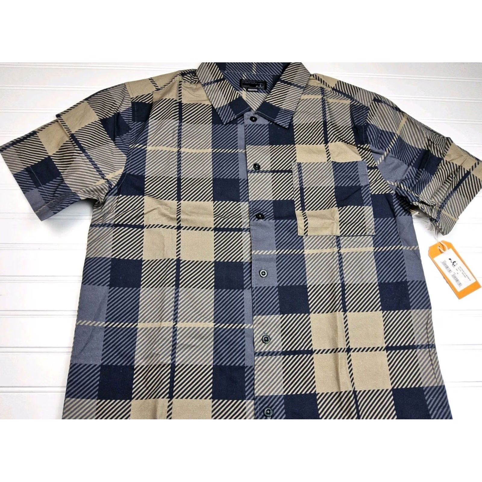 Enjoi Enjoi Shirt Plaid Button-Up Short Sleeve M Men Multicolor 40" Chest 29" Length Size US M / EU 48-50 / 2 - 2 Thumbnail