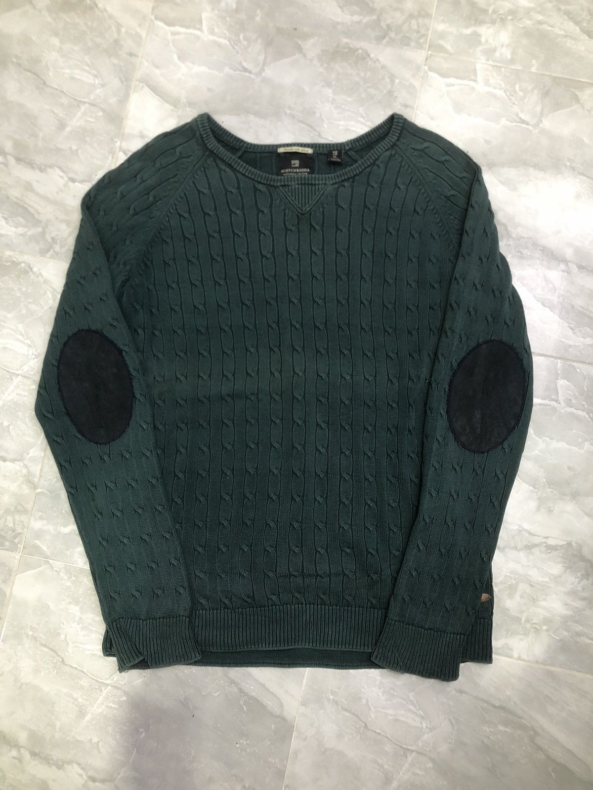 Scotch & Soda Scotch & Soda Classic Cable Knit Sweater Suede Elbows Size US XL / EU 56 / 4 - 1 Thumbnail