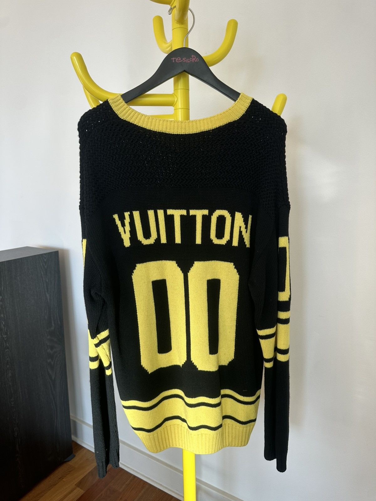 Louis Vuitton Louis Vuitton 2022 Intarsia Football Pullover Size US L / EU 52-54 / 3 - 1 Thumbnail