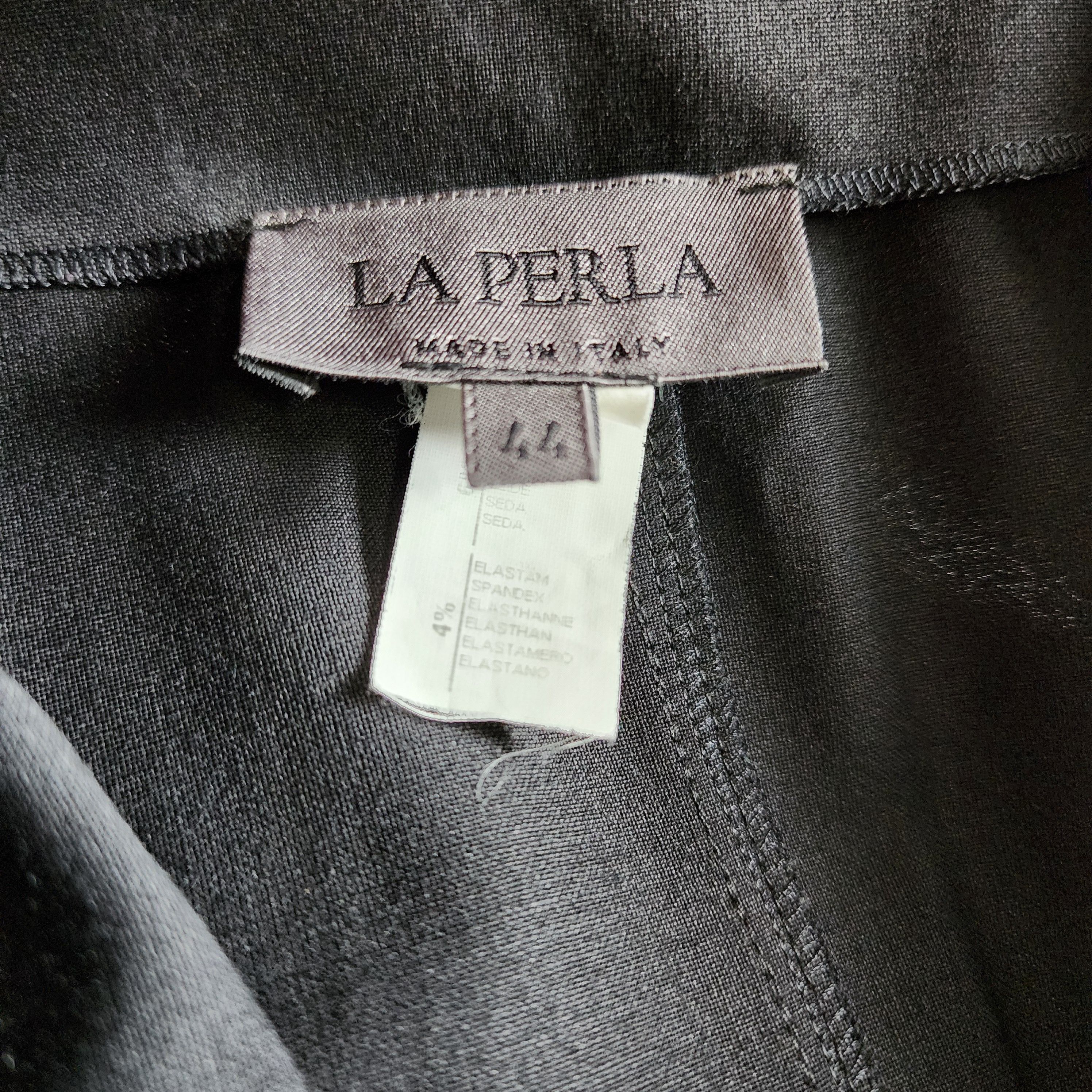 La Perla Tailored Wool Skirt Zip Closure in Black Size 30" / US 8 / IT 44 - 5 Thumbnail