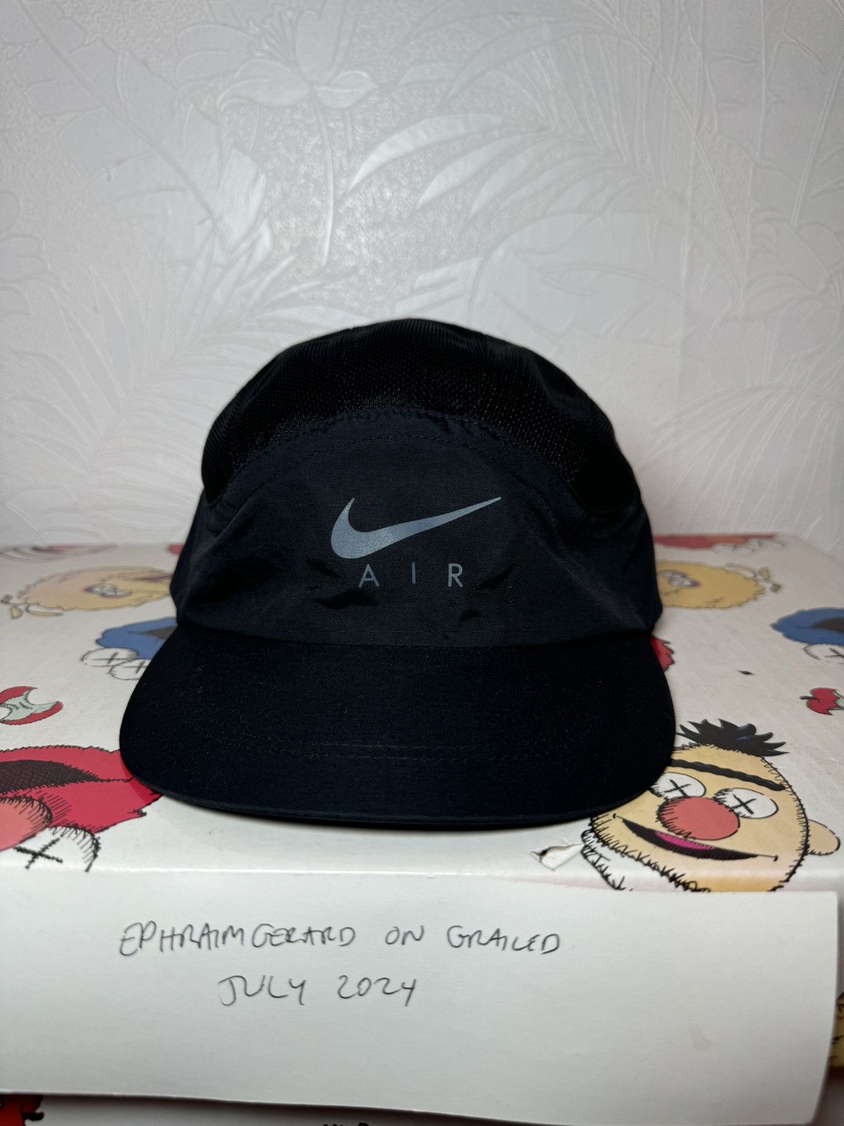 Nike supreme 5 panel hotsell