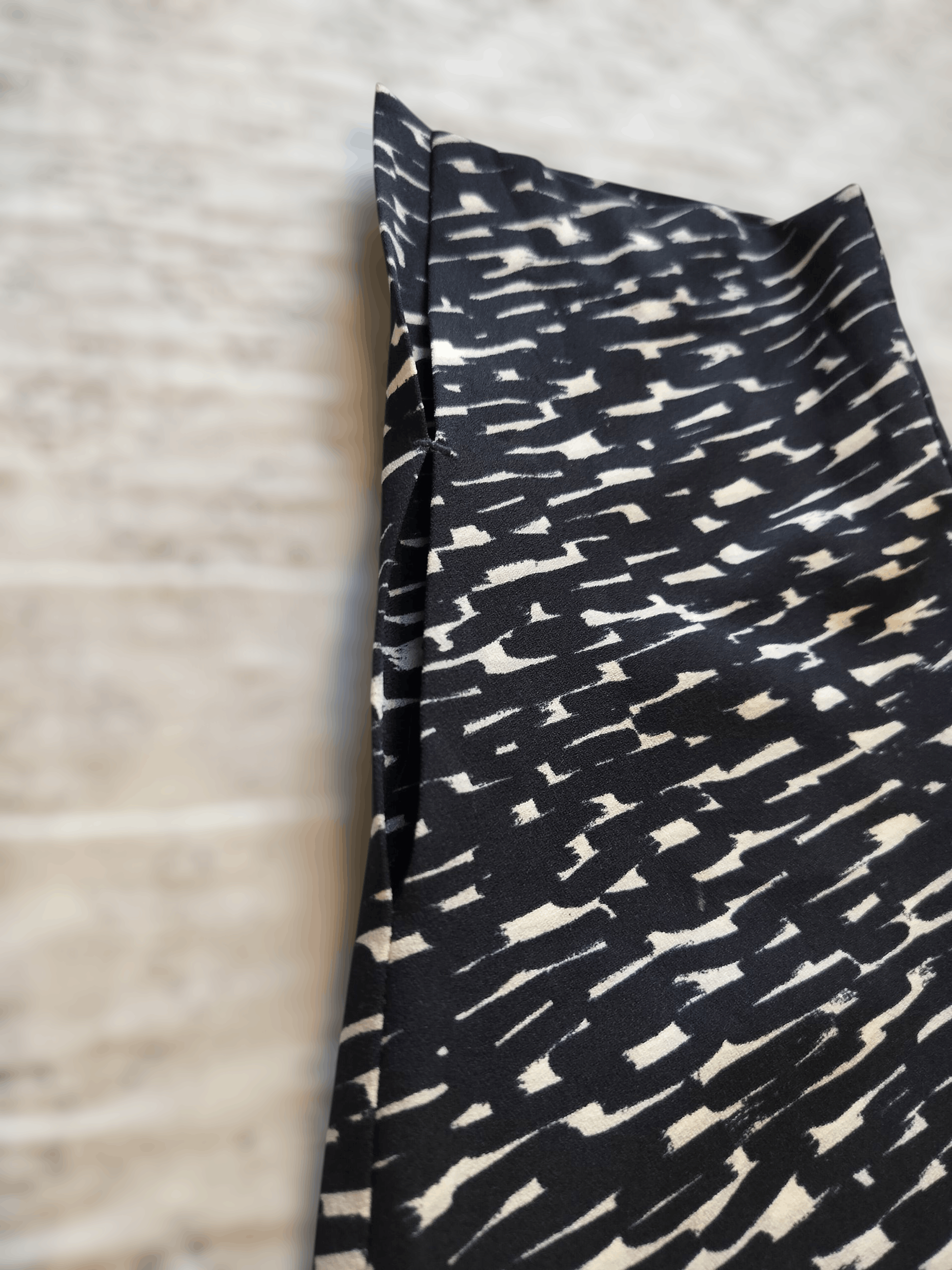 NIC+ZOE wild print Y2K luxury trousers minimalistic and eye catching Size 26" / US 2 / IT 38 - 4 Thumbnail