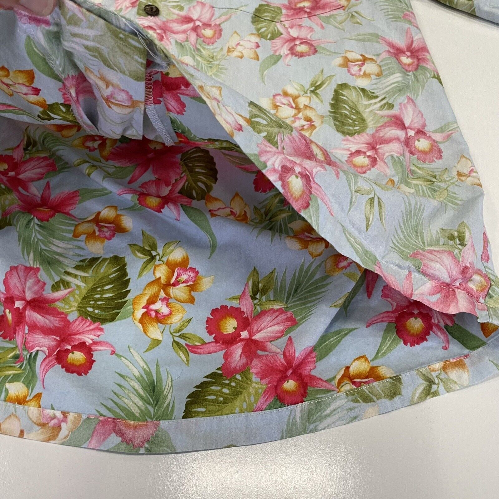Hilo Hattie VTG HOWIE Men’s Hawaiian Shirt Reverse Print Blue Floral L Size US L / EU 52-54 / 3 - 4 Thumbnail