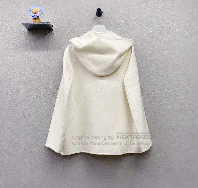 Hermes Hermes White cashmere coat with hood, short style Size XS / US 0-2 / IT 36-38 - 2 Thumbnail