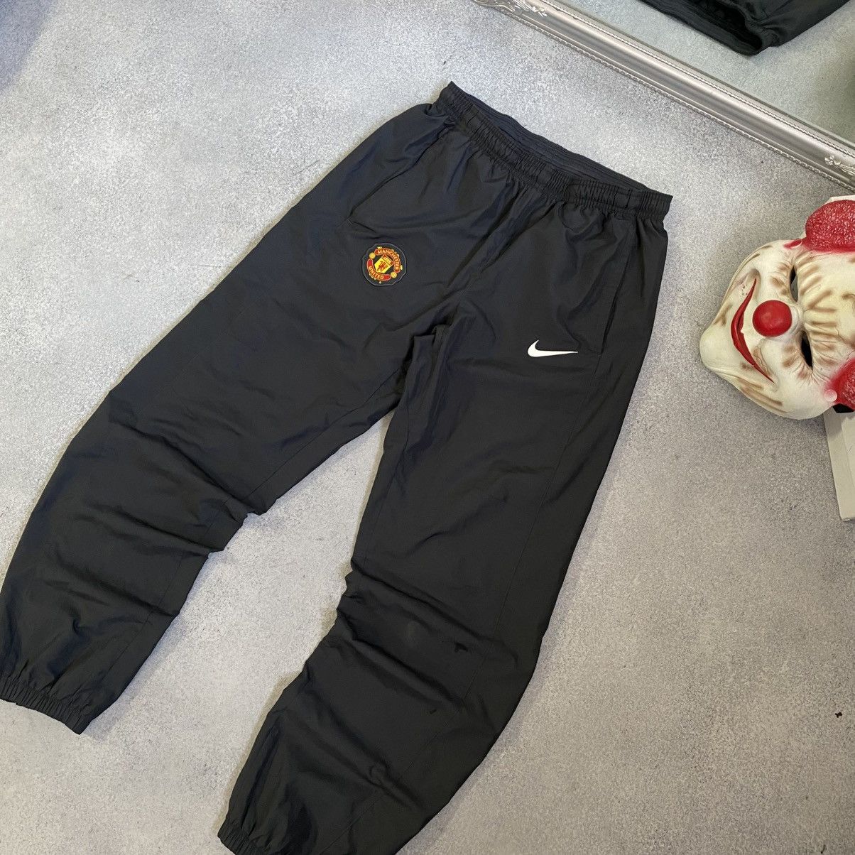 Nike Vintage Nike Manchester United Track Pants Size US 30 / EU 46 - 2 Thumbnail
