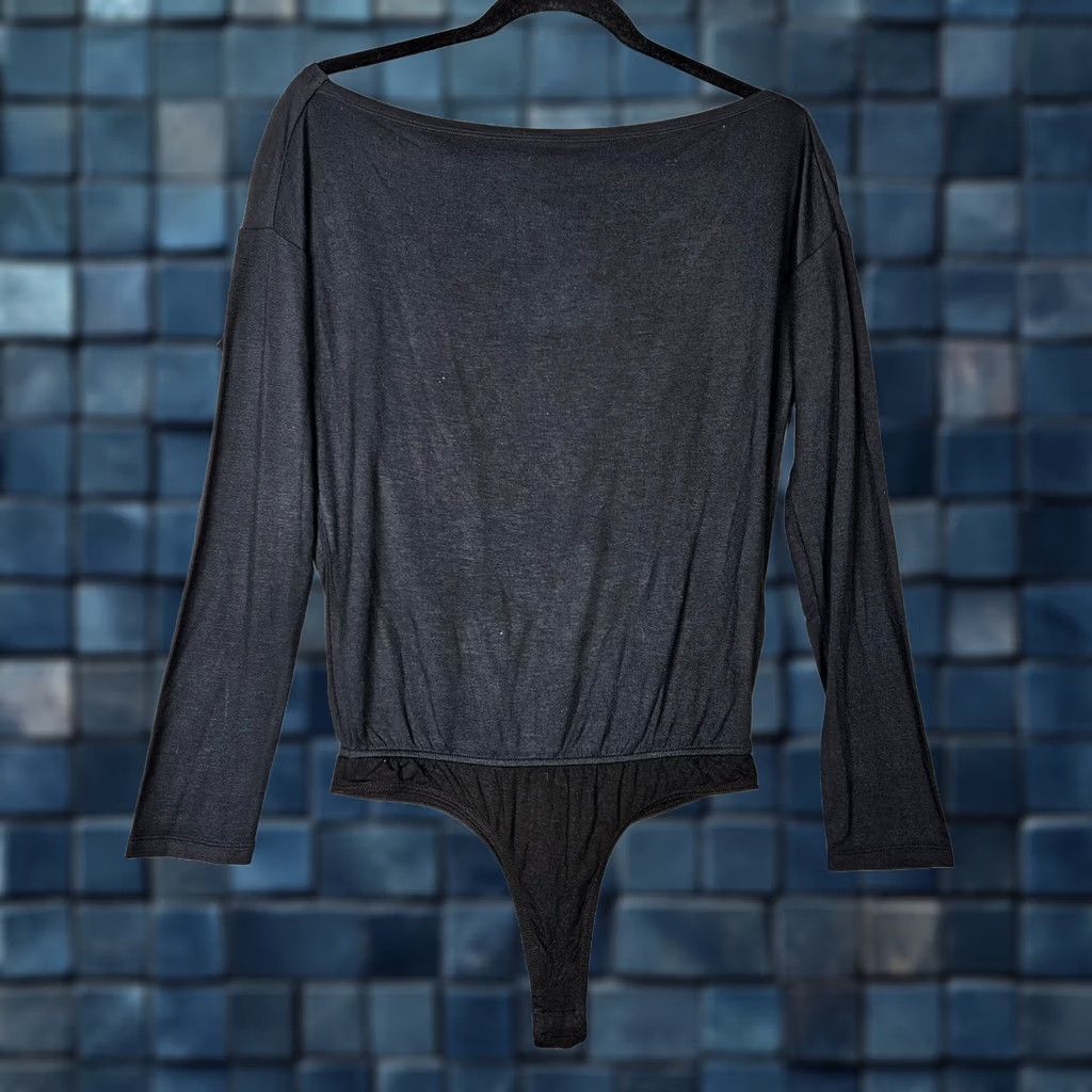 Paige Paige Women’s Black Boat Neck Long Sleeve Bodysuit XS Shirt Adult XS Black Body Suit Womens Paige Size XS / US 0-2 / IT 36-38 - 1 Thumbnail