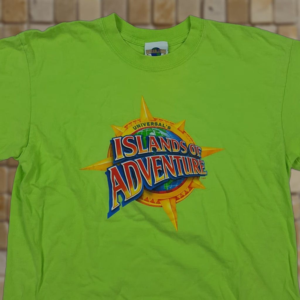 Vintage VINTAGE Universal Islands Of Adventure Theme Park Green Retro T Shirt M Men XS? Size US M / EU 48-50 / 2 - 1 Thumbnail