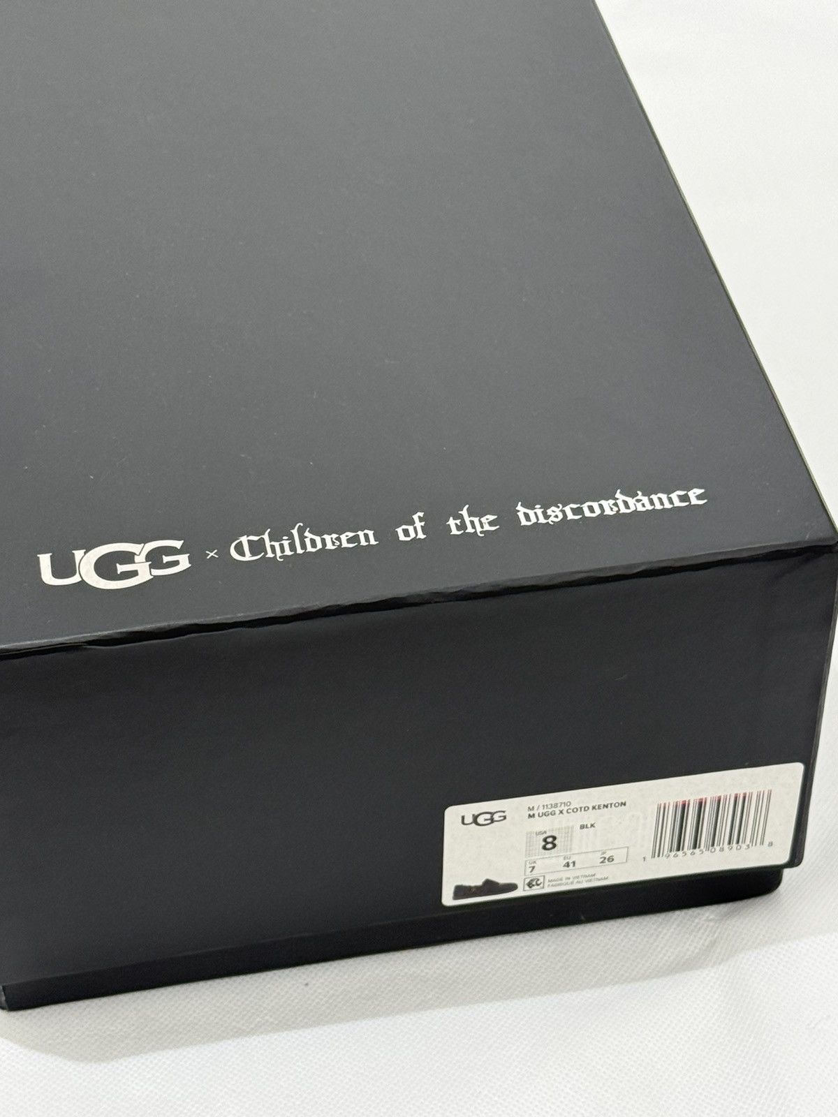 Ugg UGG X children of the discordance Size US 8 / EU 41 - 9 Thumbnail