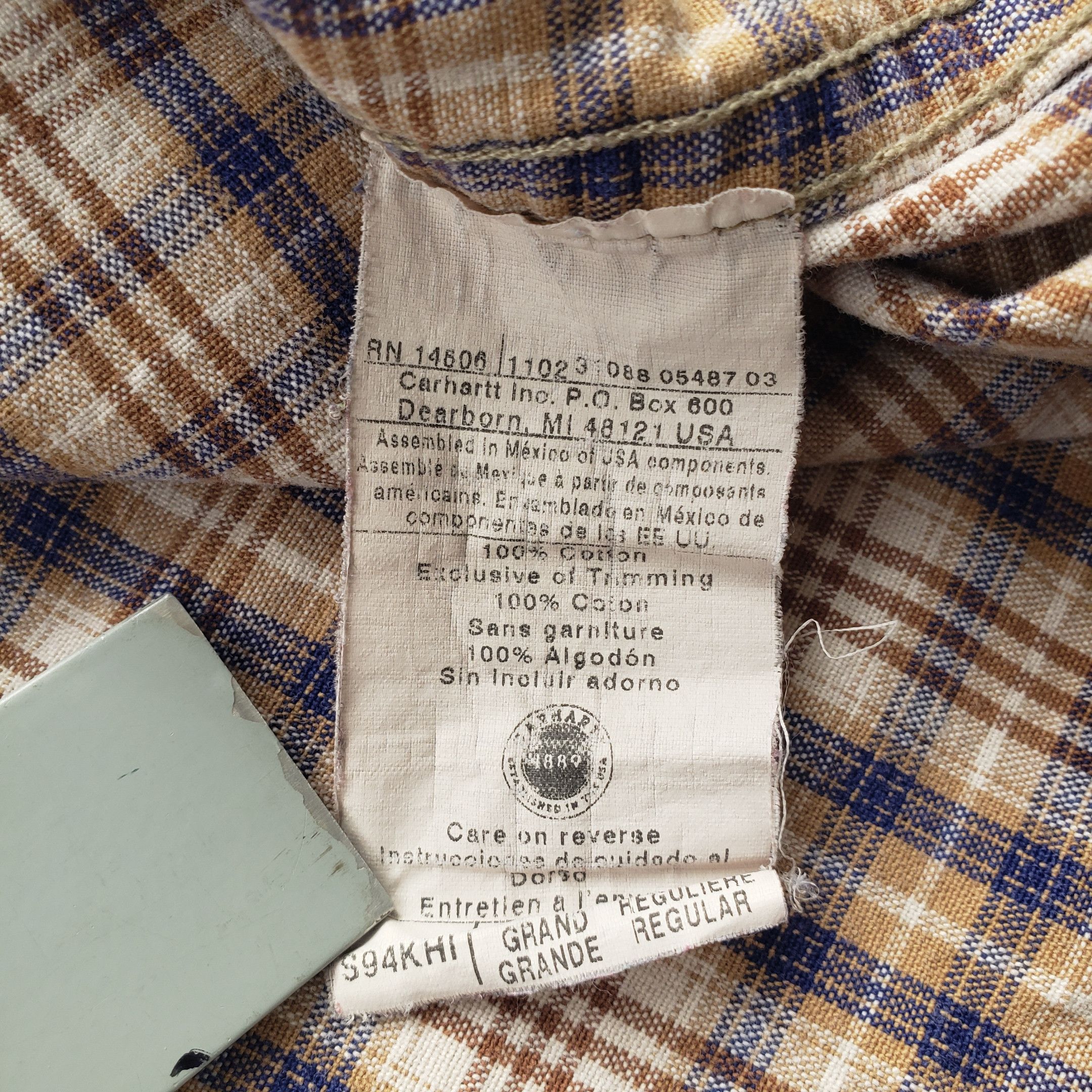 Carhartt Carhartt Work Shirt Heavyweight Rugged Distressed Size US L / EU 52-54 / 3 - 3 Thumbnail