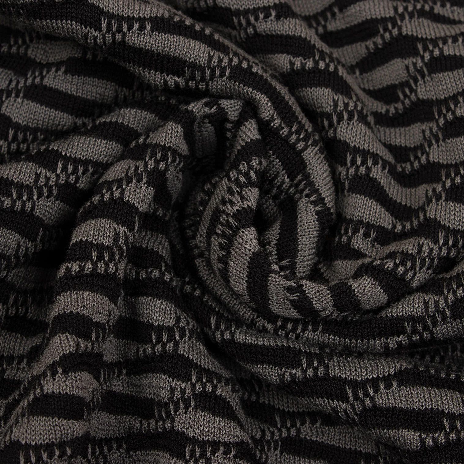 Emporio Armani Cotton Design Knit Top in Gray and Black, Size L Size US L / EU 52-54 / 3 - 13 Thumbnail