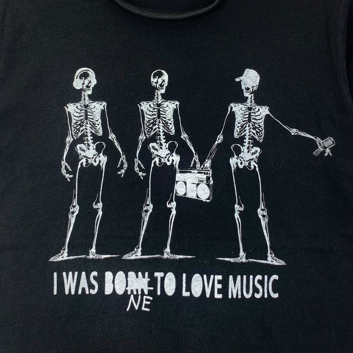 Vintage I WAS BORN TO LOVE MUSIC Bones Hip Hop Rap Tee Shirt Size L / US 10 / IT 46 - 3 Thumbnail