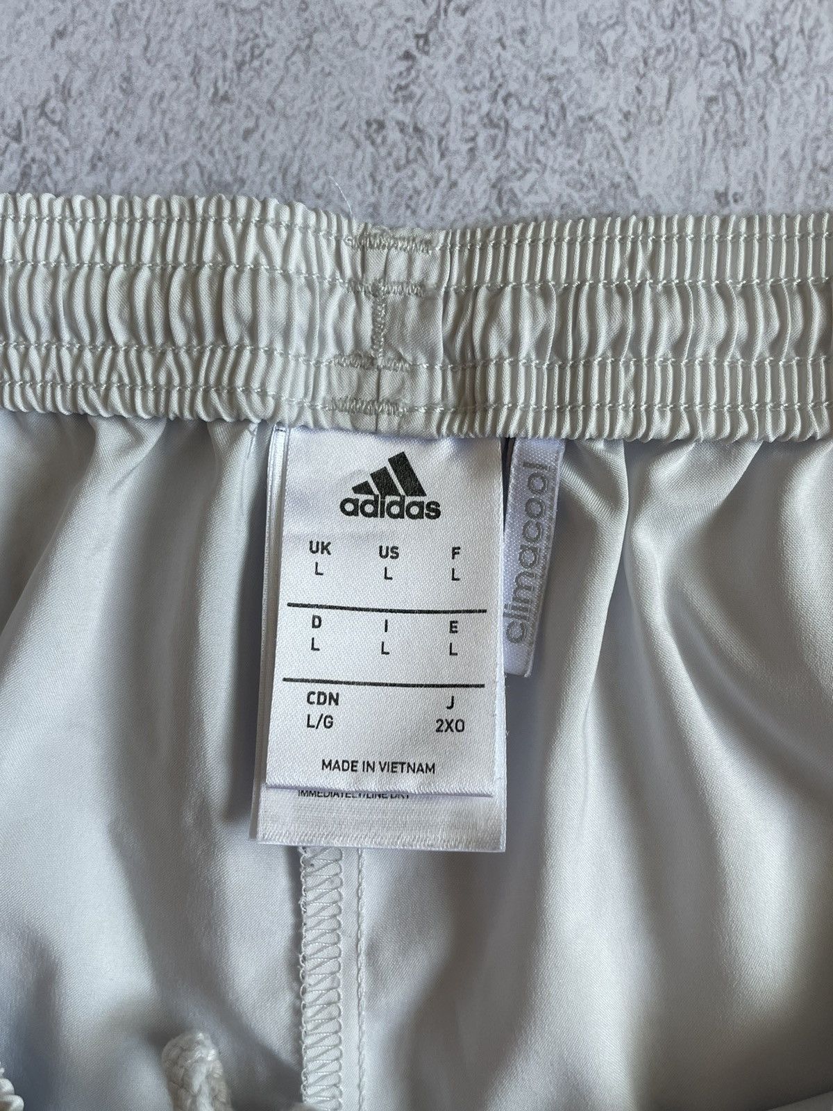 Adidas Adidas Real Madrid 2016 Home Soccer Shorts L Size US 36 / EU 52 - 5 Thumbnail