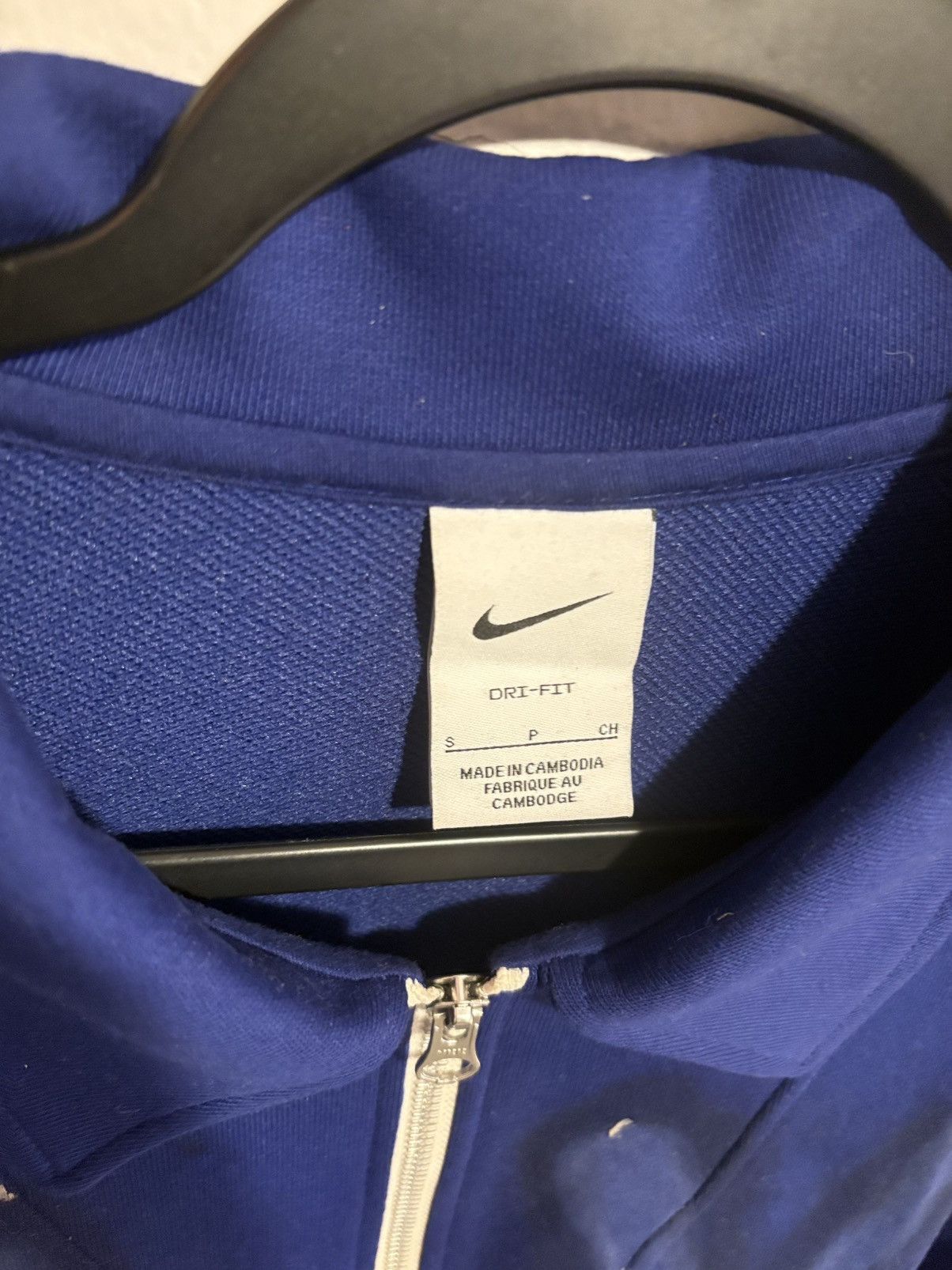 Nike R7PZI Custom — Bleached Nike Standard Issue Quarter-Zip Size US S / EU 44-46 / 1 - 4 Thumbnail