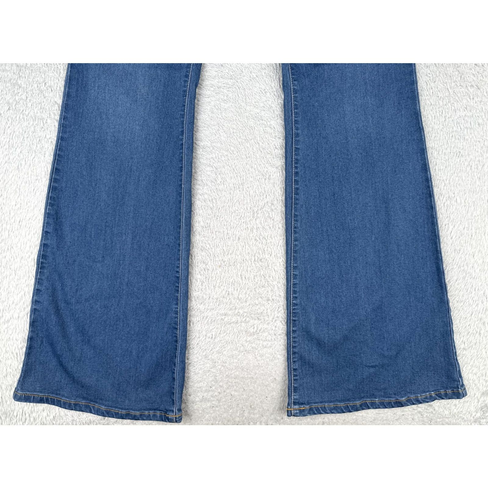 Fashion Nova Fashion Nova Jeans Womens 16 Blue Flare High Rise Bootcut Denim Pants Jeans Size 38" / US 16 / IT 52 - 2 Thumbnail