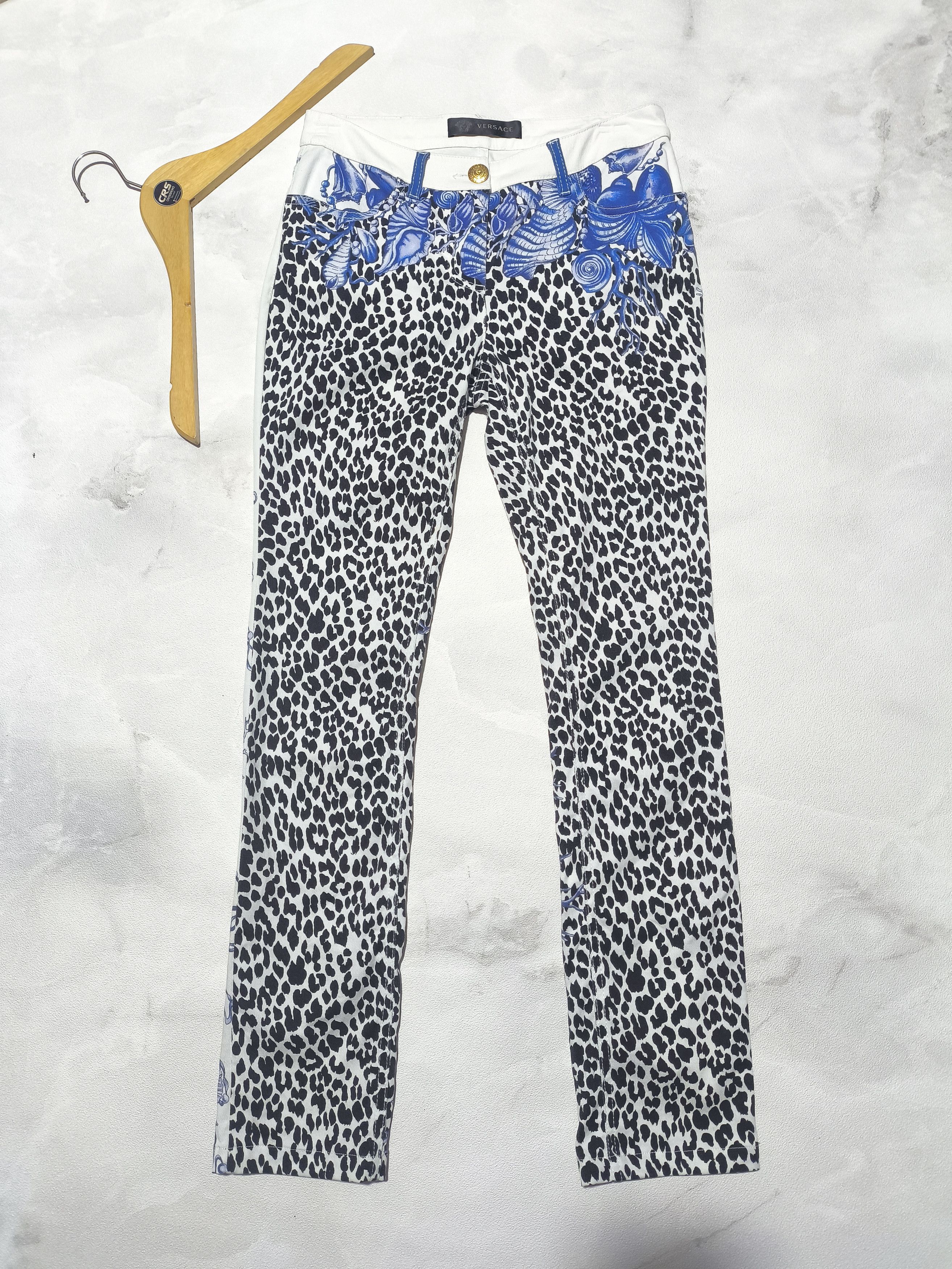 Versace Versace jeans full print Aqua life and Leopard Size 26" / US 2 / IT 38 - 1 Thumbnail