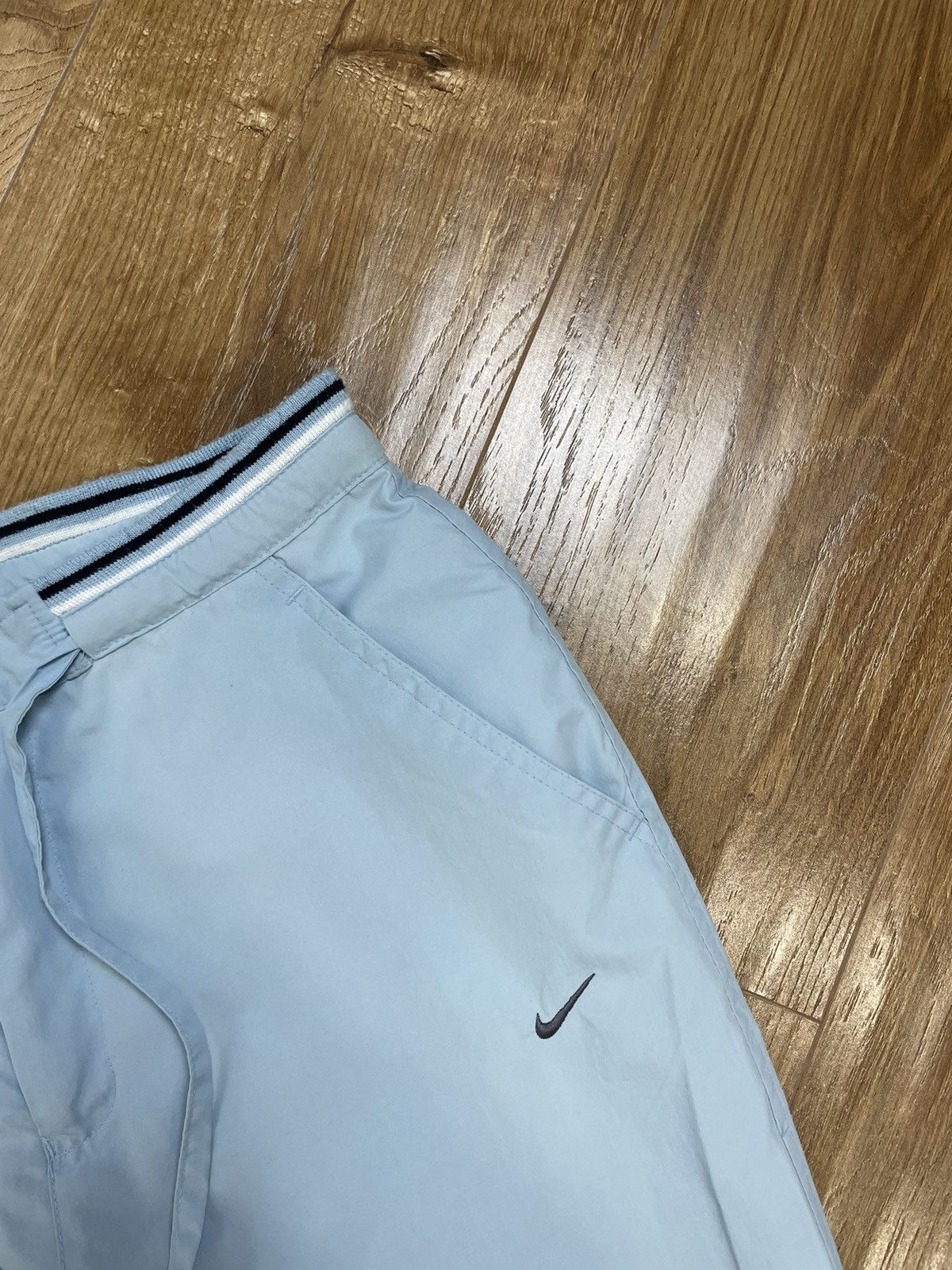 Nike × Vintage Vintage Nike 90’s Y2K Style Nylon Drill Blue Track Pants Size 27" / US 4 / IT 40 - 6 Thumbnail