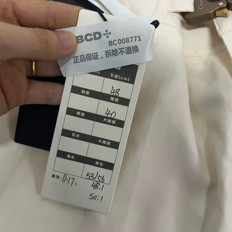 Dior Dior Beige buckle workwear shorts 2504-Nextarrow Size US 32 / EU 48 - 8 Thumbnail