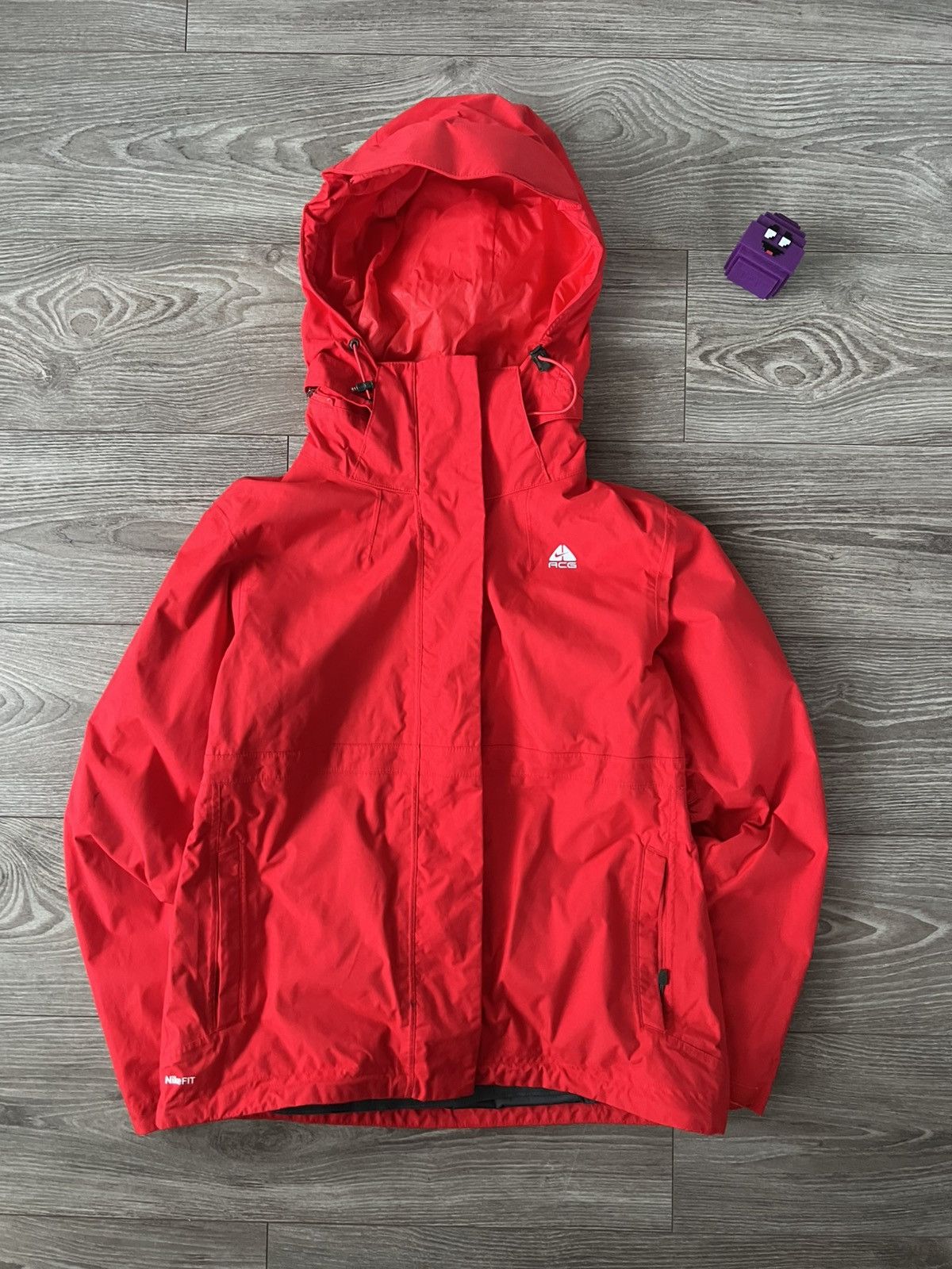 Nike ACG Vintage Nike Acg Waterproof Gorpcore Red Men’s Reg Jacket Size US L / EU 52-54 / 3 - 3 Thumbnail