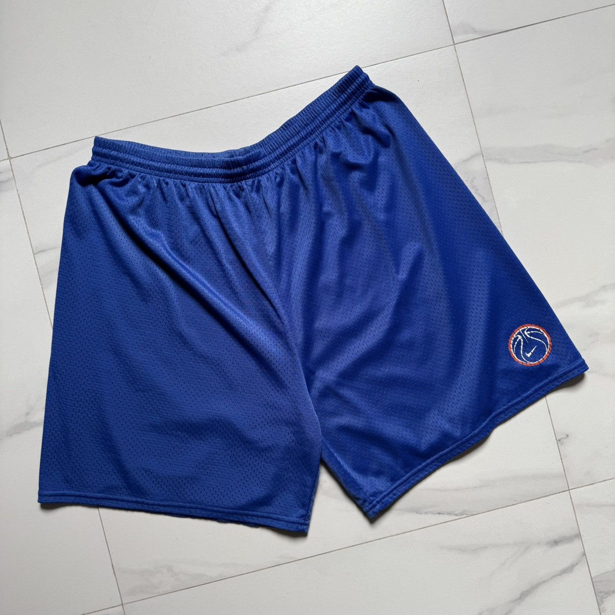 Nike × Vintage Vintage 90s Nike Basketball Shorts Size US 36 / EU 52 - 3 Thumbnail