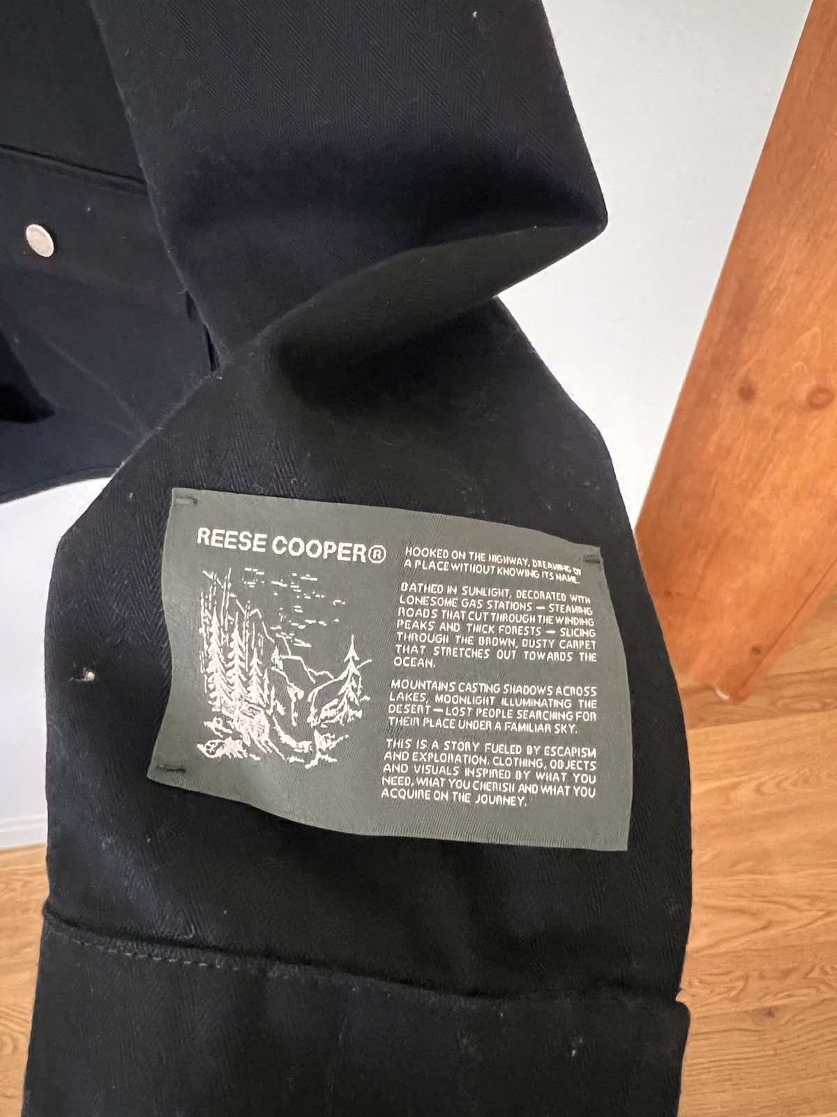 REESE COOPER - CARGO PULLOVER SHIRT - BLACK