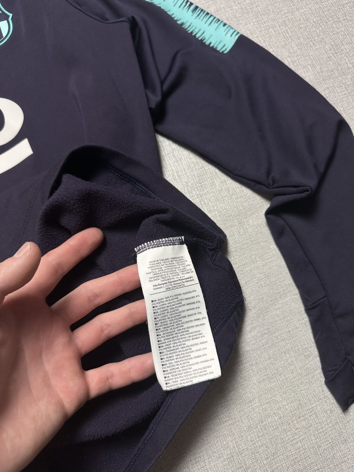 Nike Nike FC Barcelona 2018 2019 Training Shirt Jersey Sweatshirt Size US S / EU 44-46 / 1 - 7 Thumbnail