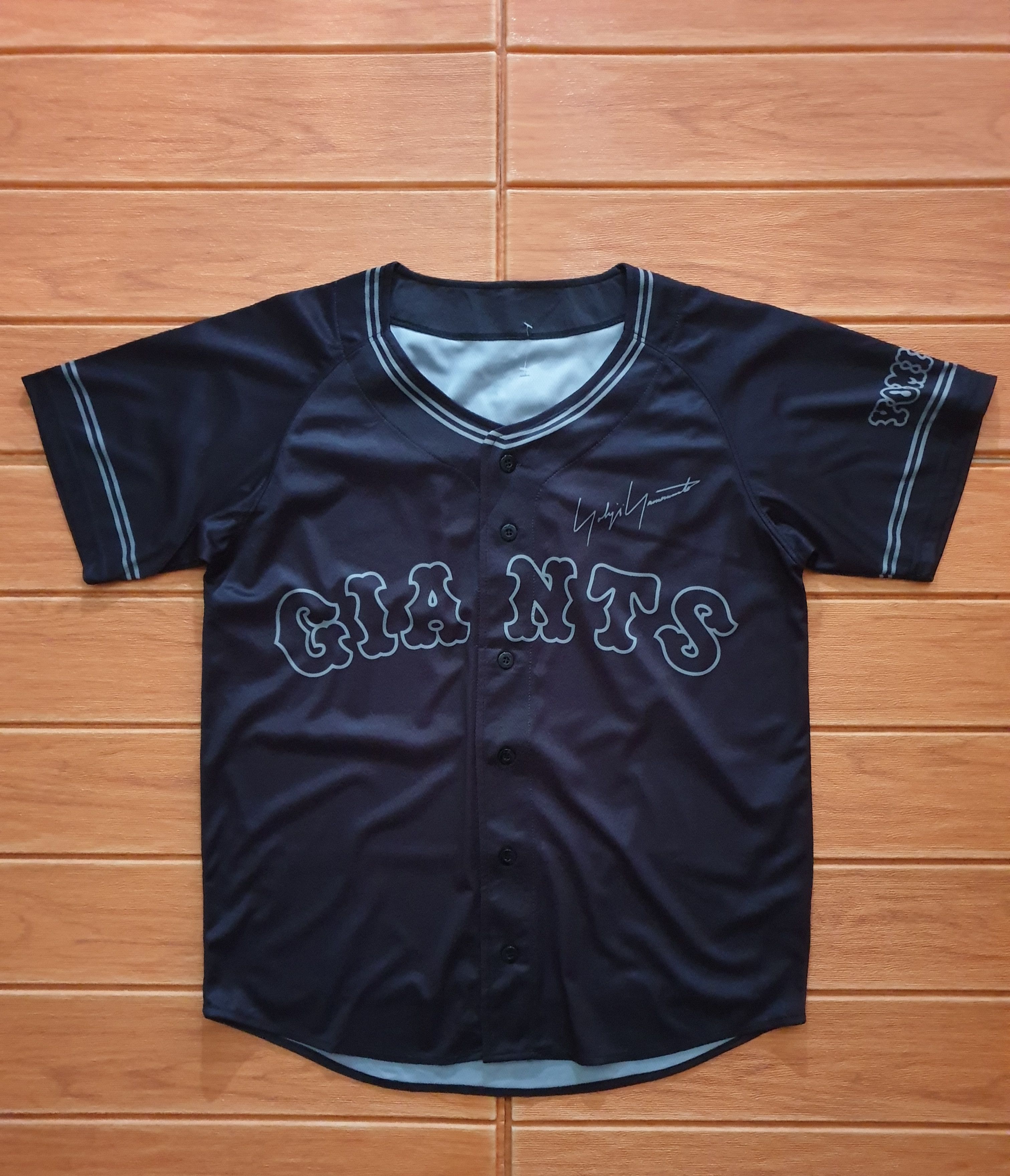 Japanese Brand Mizuno black colour shirt Size US M / EU 48-50 / 2 - 1 Thumbnail