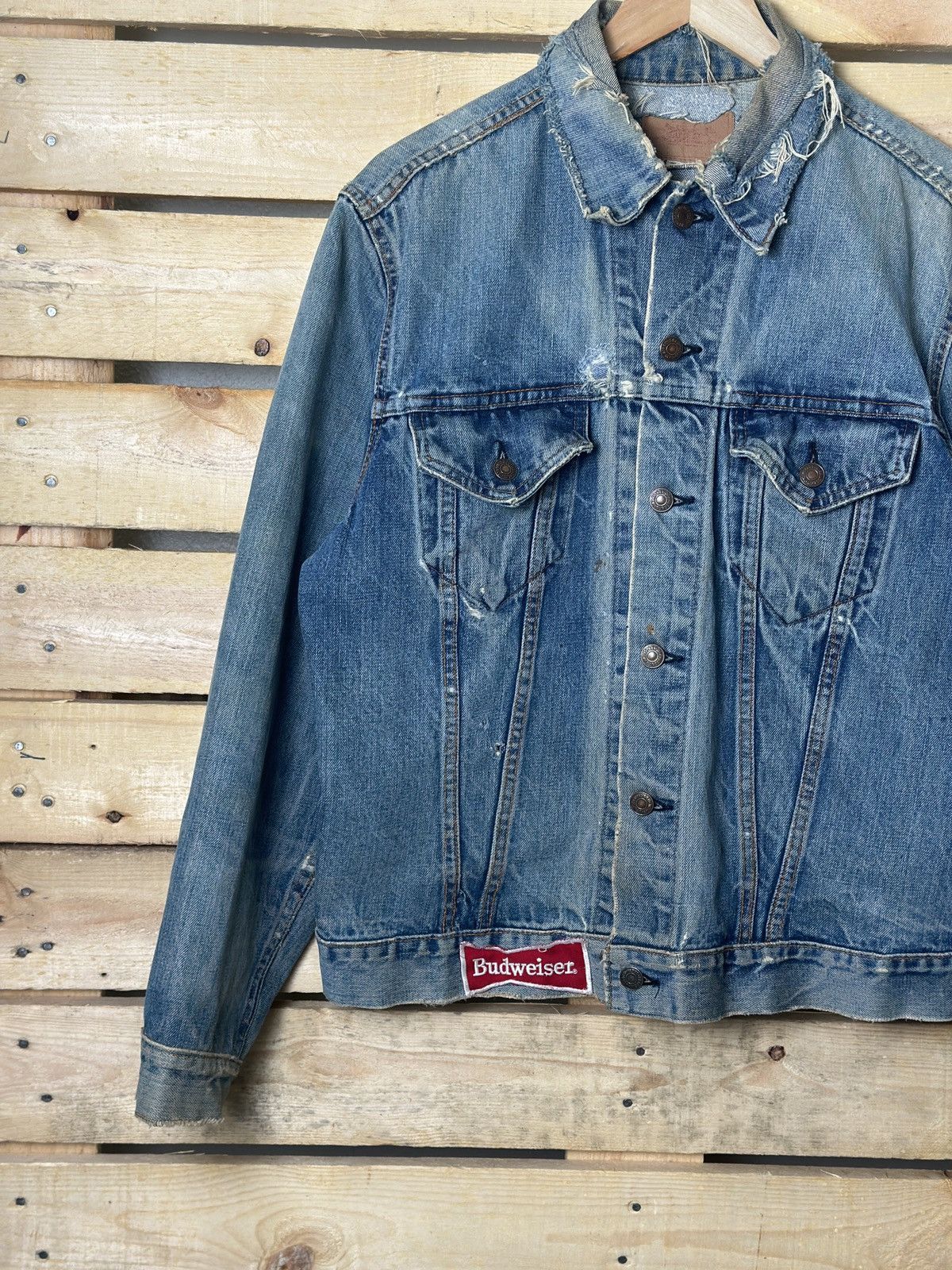 Levi's × Vintage Vintage Distressed Levi’s Denim Jacket Size US M / EU 48-50 / 2 - 7 Thumbnail