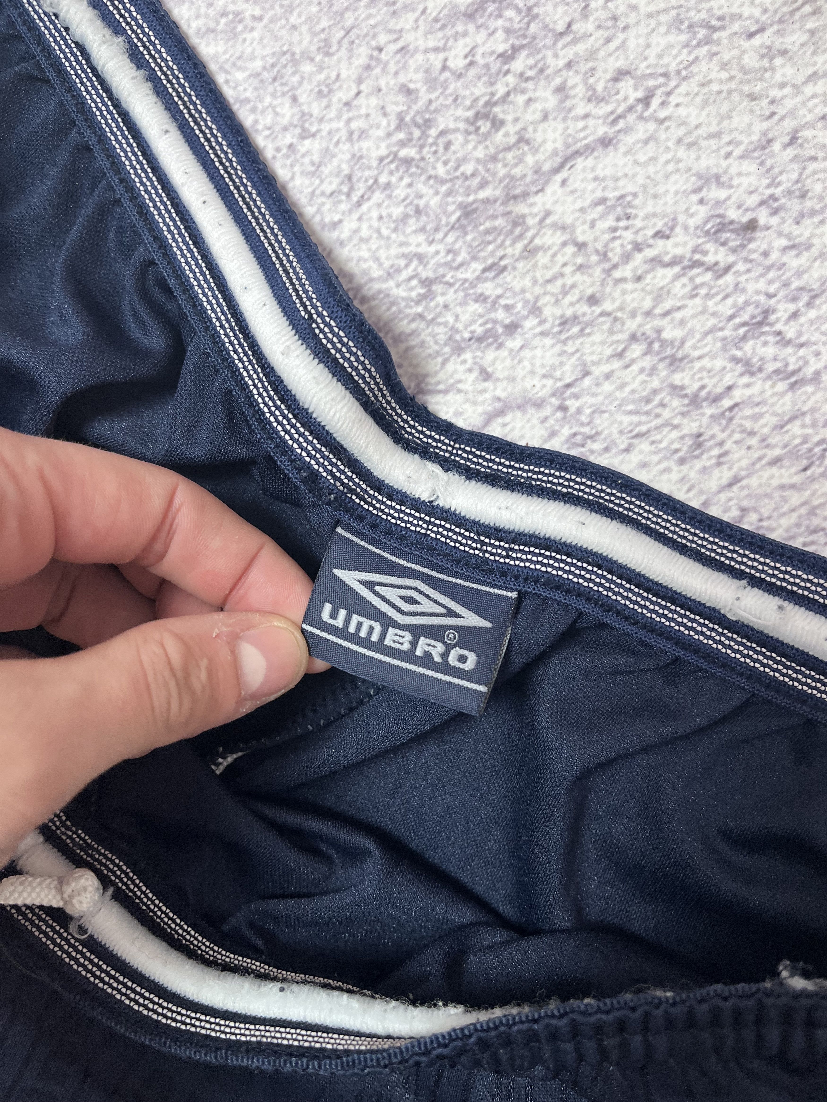 Umbro × Vintage Vintage men’s soccer short Umbro size Xl Size US 36 / EU 52 - 8 Thumbnail